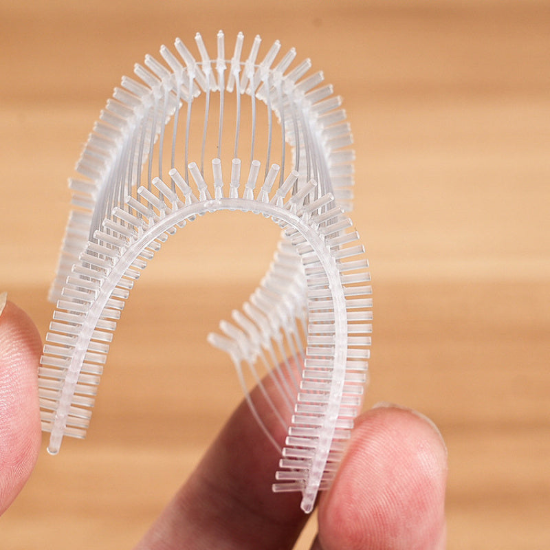 Quilt Holder with Silicone Buckles and Plastic Pins for Duvet Covers and Sheets Orange