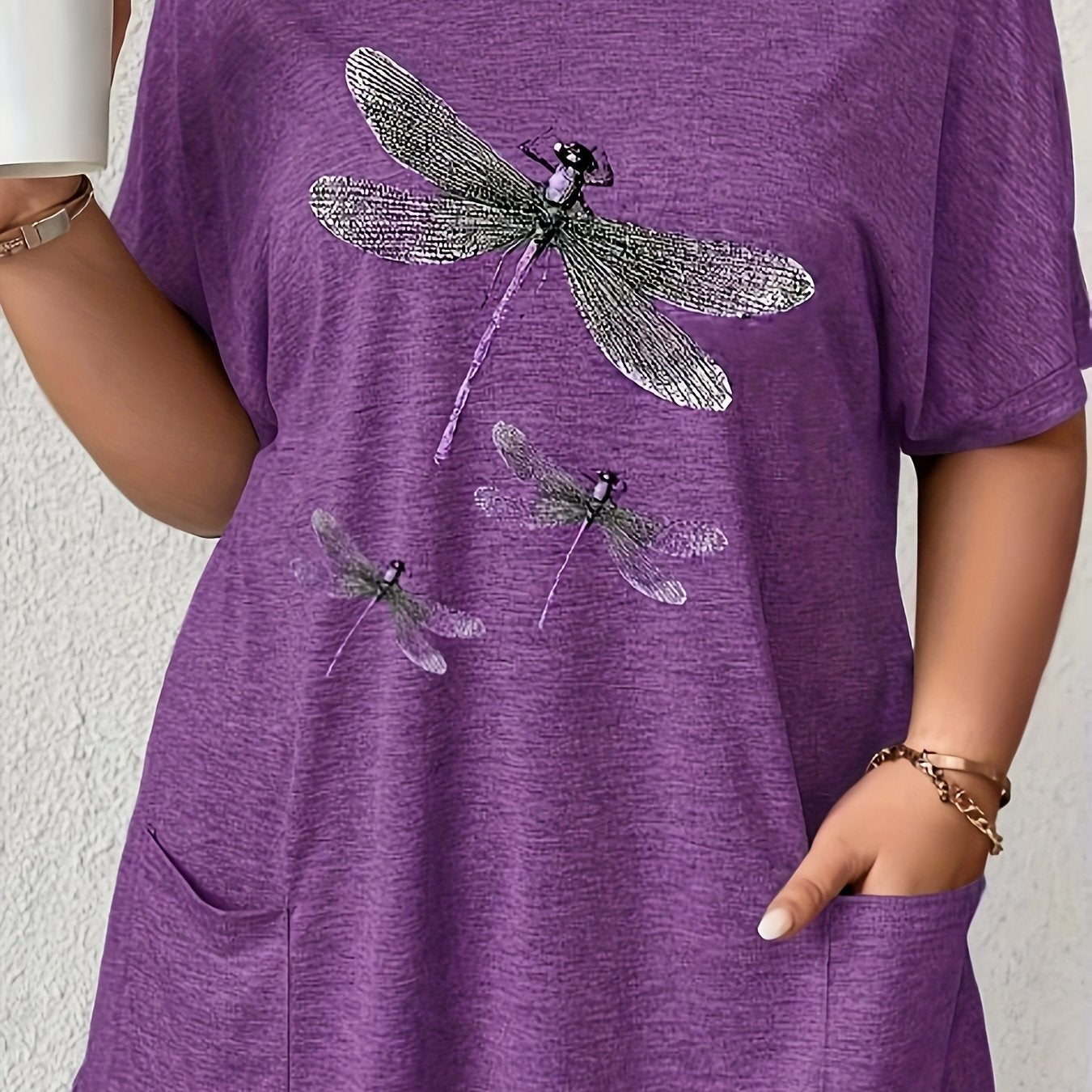 Plus Size Women's Dragonfly Print T-Shirt Green Short Sleeve Crew Neck Casual Top