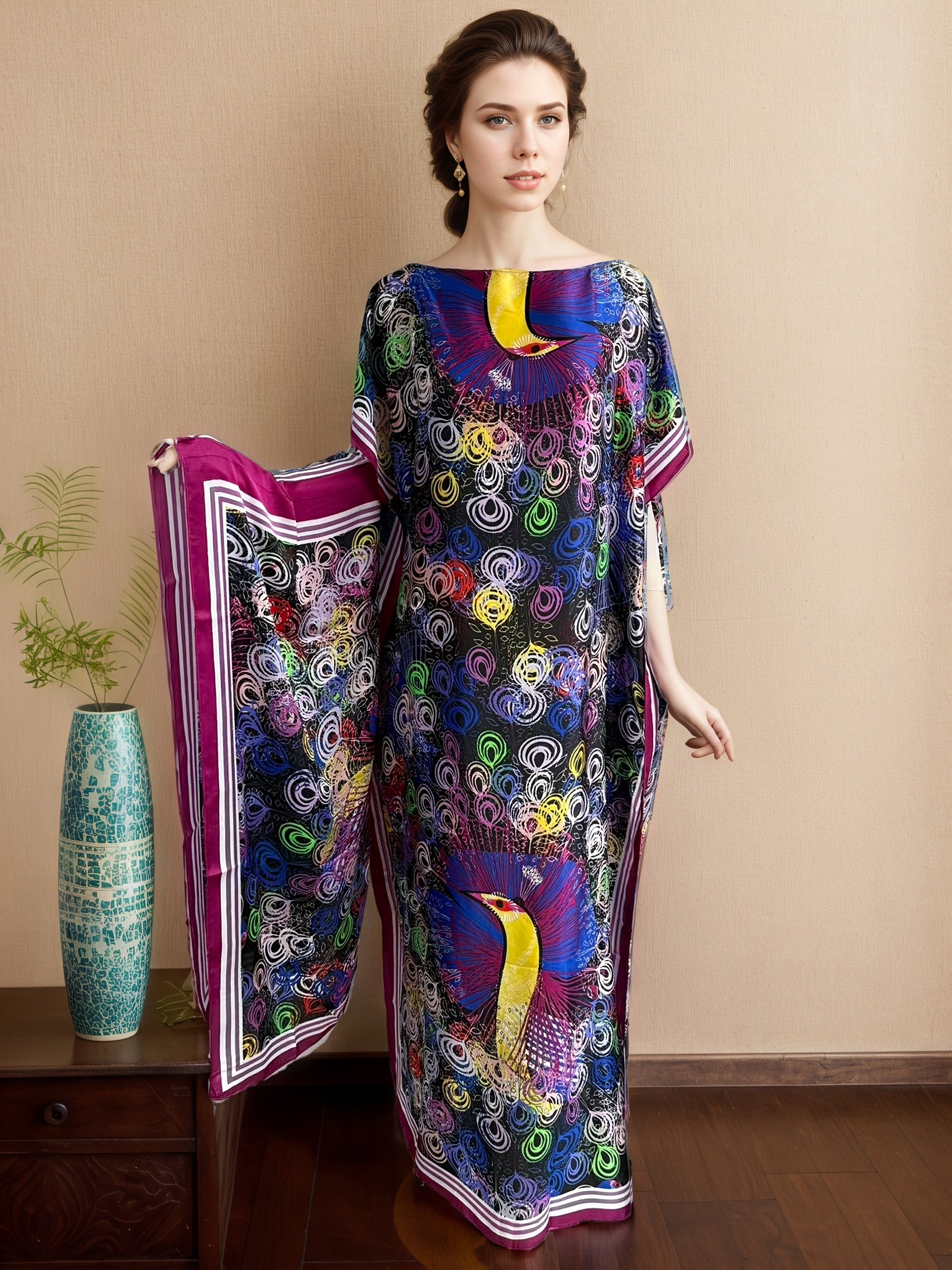 Ayollar uchun kengroq o'lchamdagi uzun tunika kiyiwi bilan shalv, binafsha rangli geometrik bosma