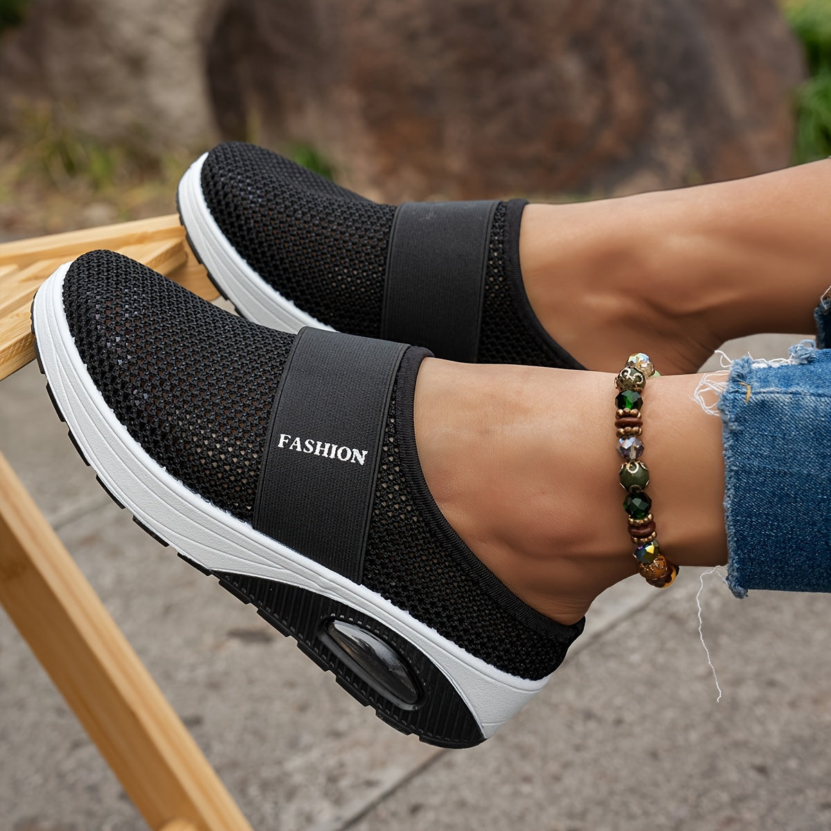 Unisex Knitted Slip-On Sports Shoes Lightweight Comfortable