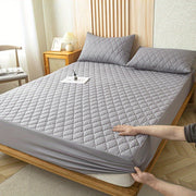 Gray Waterproof Fitted Sheet with Layered Design Soft Frosted Fabric Mattress Cover Rhombus Grid