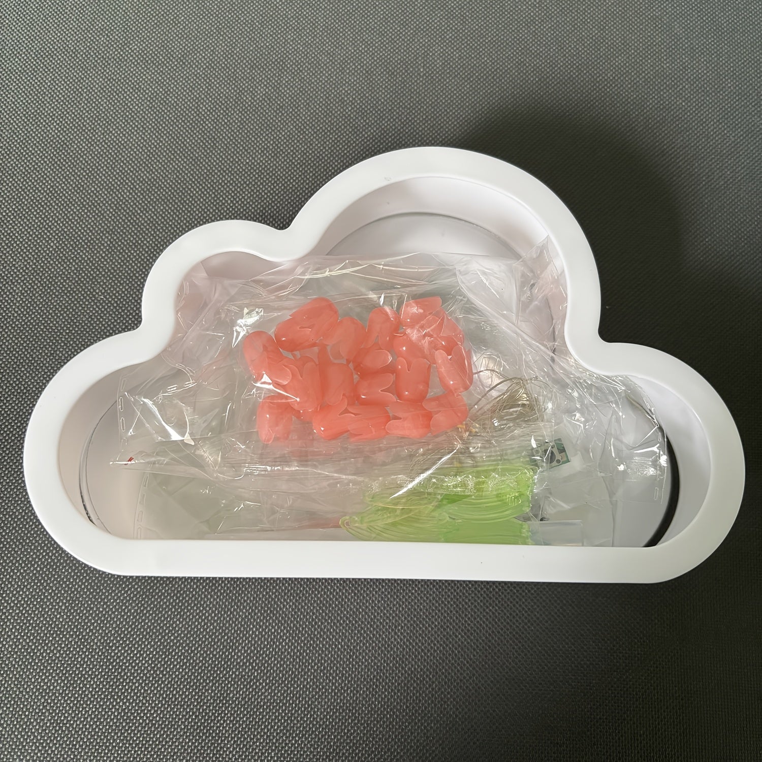 Cloud-Shaped Tulip Night Light with Mirror Back Battery-Powered Adjustable Brightness Modern Bedside Decor