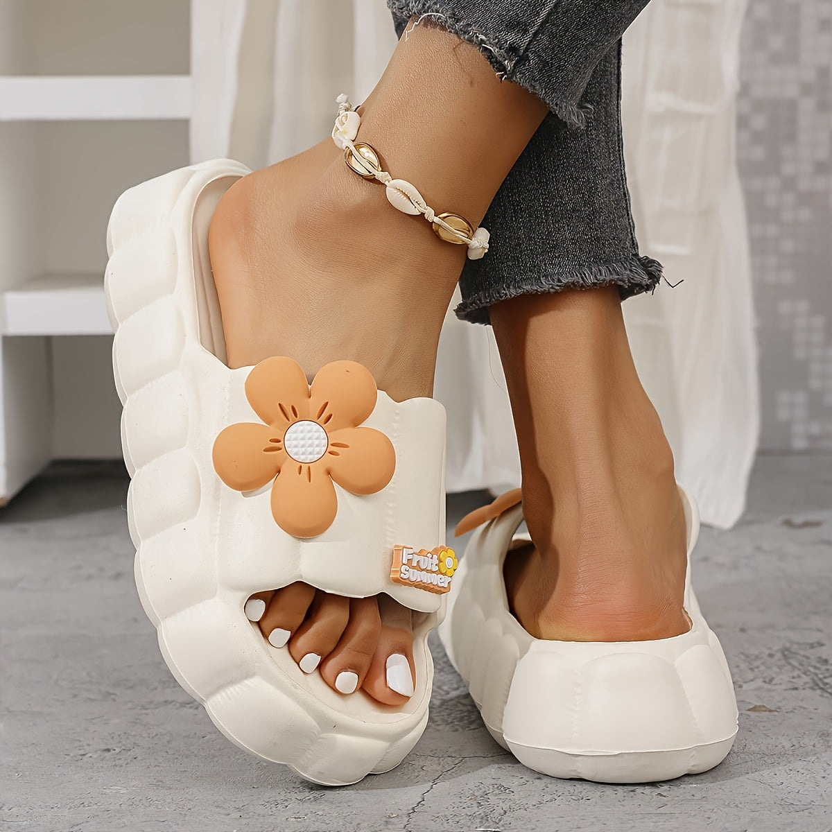 Women's Sunflower Decorative Slip-On Sandals Lightweight Comfortable Indoor Outdoor