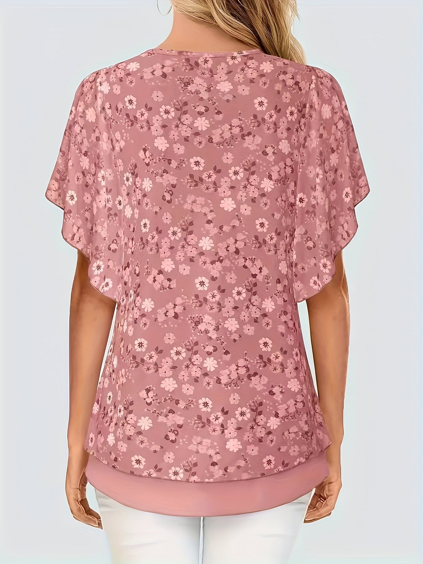 Women's Plus Size Floral V-Neck Short Sleeve Blouse Lightweight Spring Top