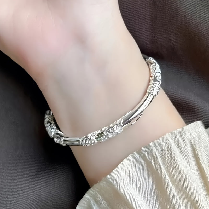 Zarif 925 sterling kumushda uslubiy gullar bilan fermuarli bilaguzuk - U uchun ideal tug'ilgan kun sovg'asi