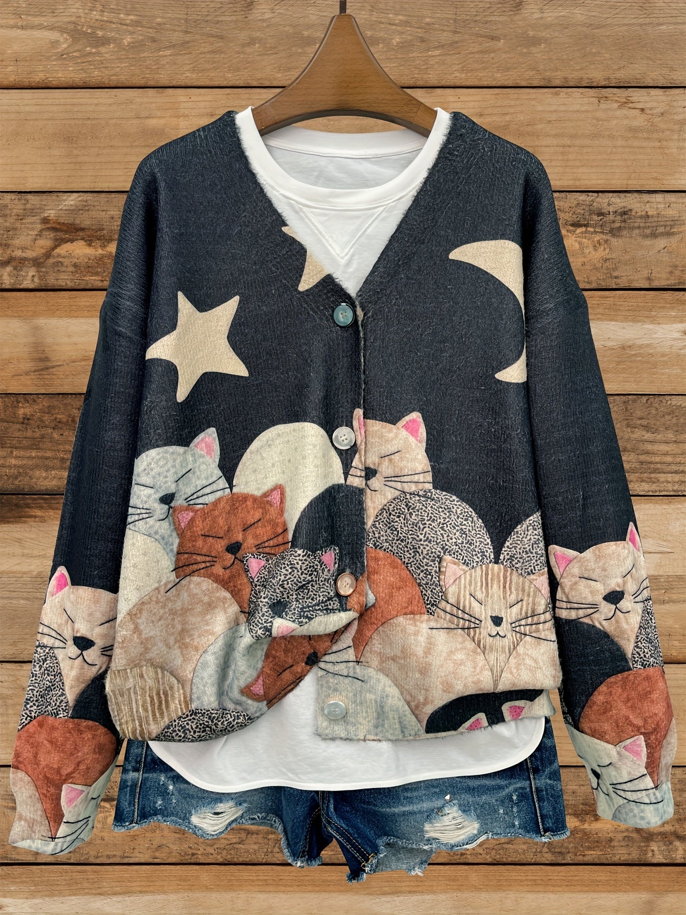 Ayollar uchun katta o'lchamdagi mushuk bosimli V-yengli qisqa cardigan uzun yengli sviter