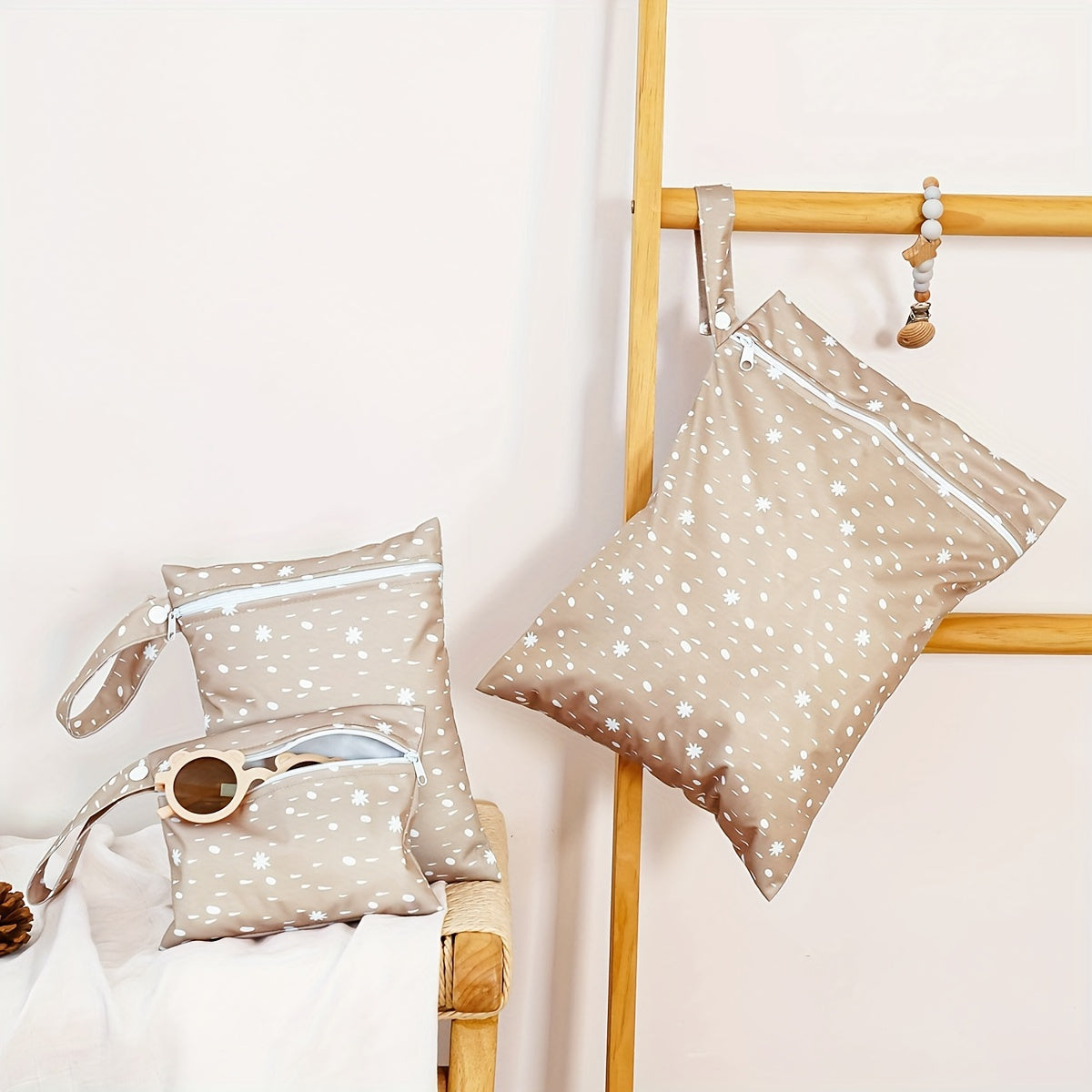 Set of Recycled Cloth Waterproof Wet Dry Diaper Bags with Zipper and Handle