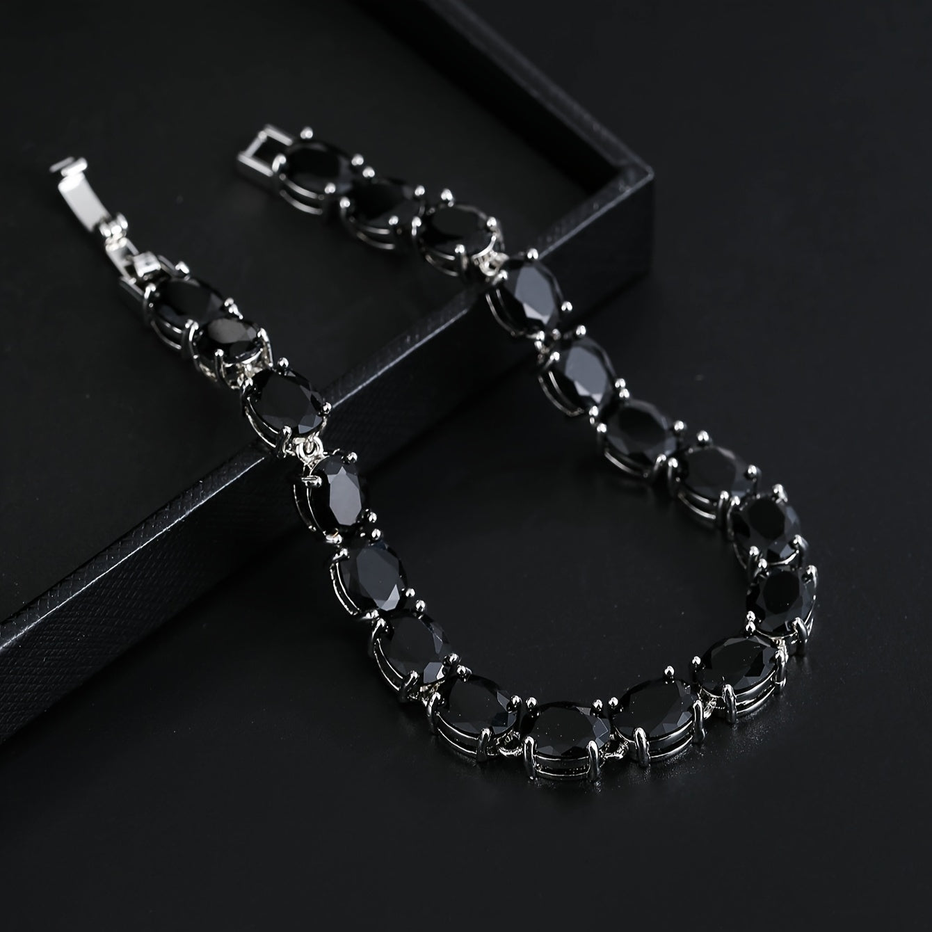 Zirconia Tennis Bracelet with Egg-Shaped Design Silver Jewelry for Women