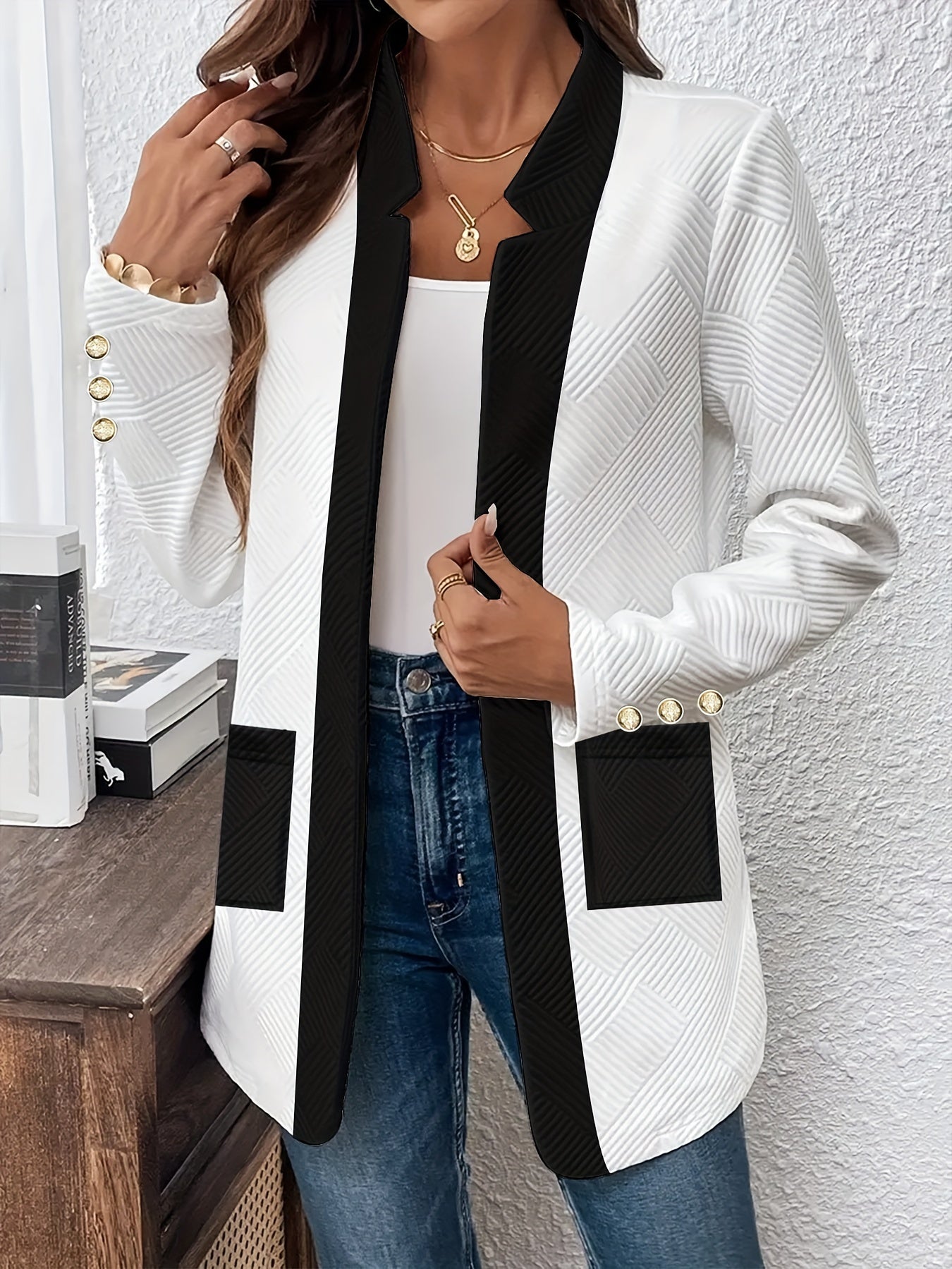 Women's Lightweight Blazer with Pockets Solid Color Geometric Texture Long Sleeve V-Neck