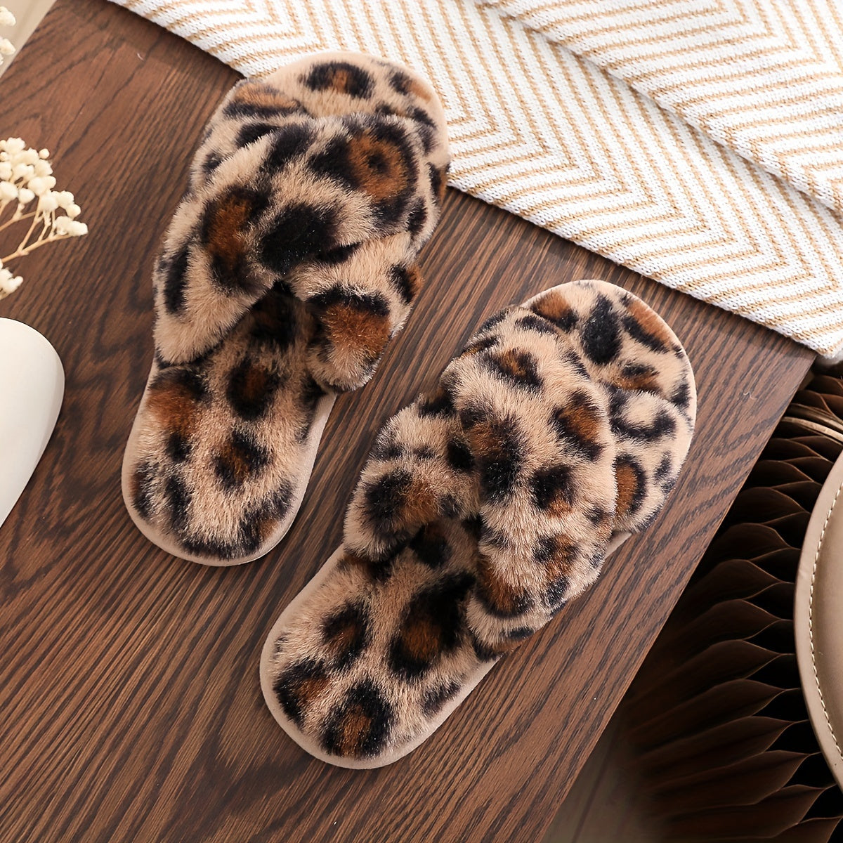 Women's Leopard Print Plush Slippers Cross Strap Soft Fabric All-Season