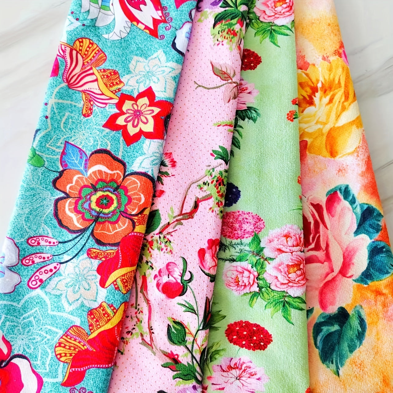 Set of Four Microfiber Kitchen Towels Floral Print 40x60cm Absorbent Lint-Free