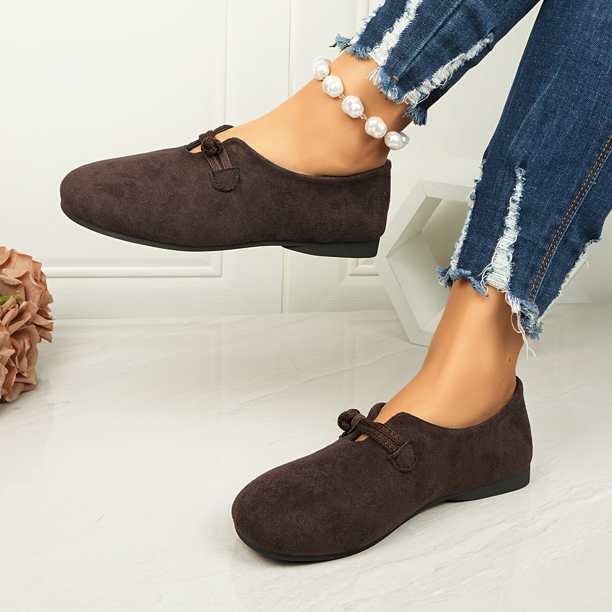 Women's Black Slip-On Flat Shoes Round Toe Casual Comfort All Season