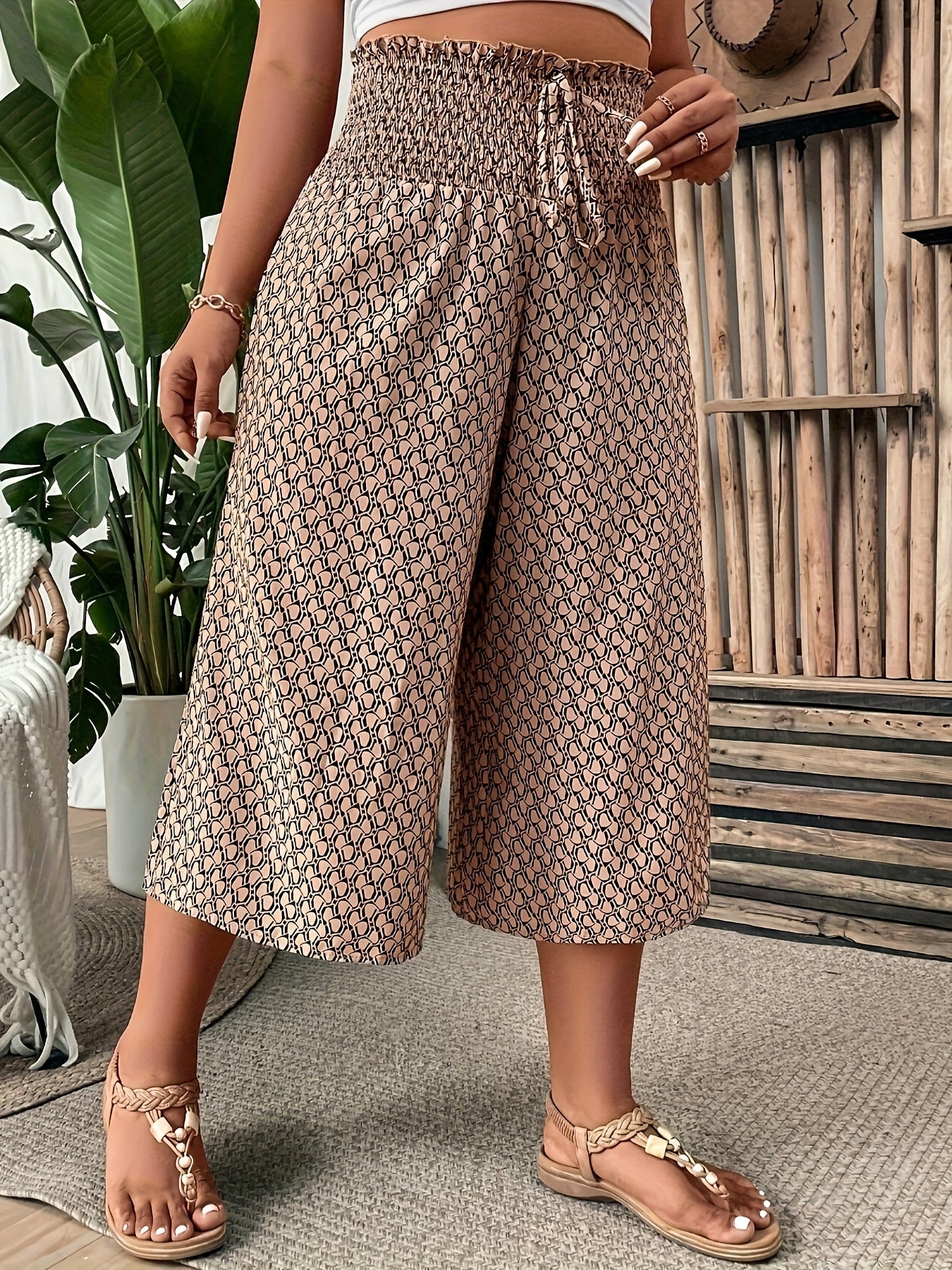 Plus Size Women's Wide Leg Capri Pants Shirred Elastic Waist Summer Casual