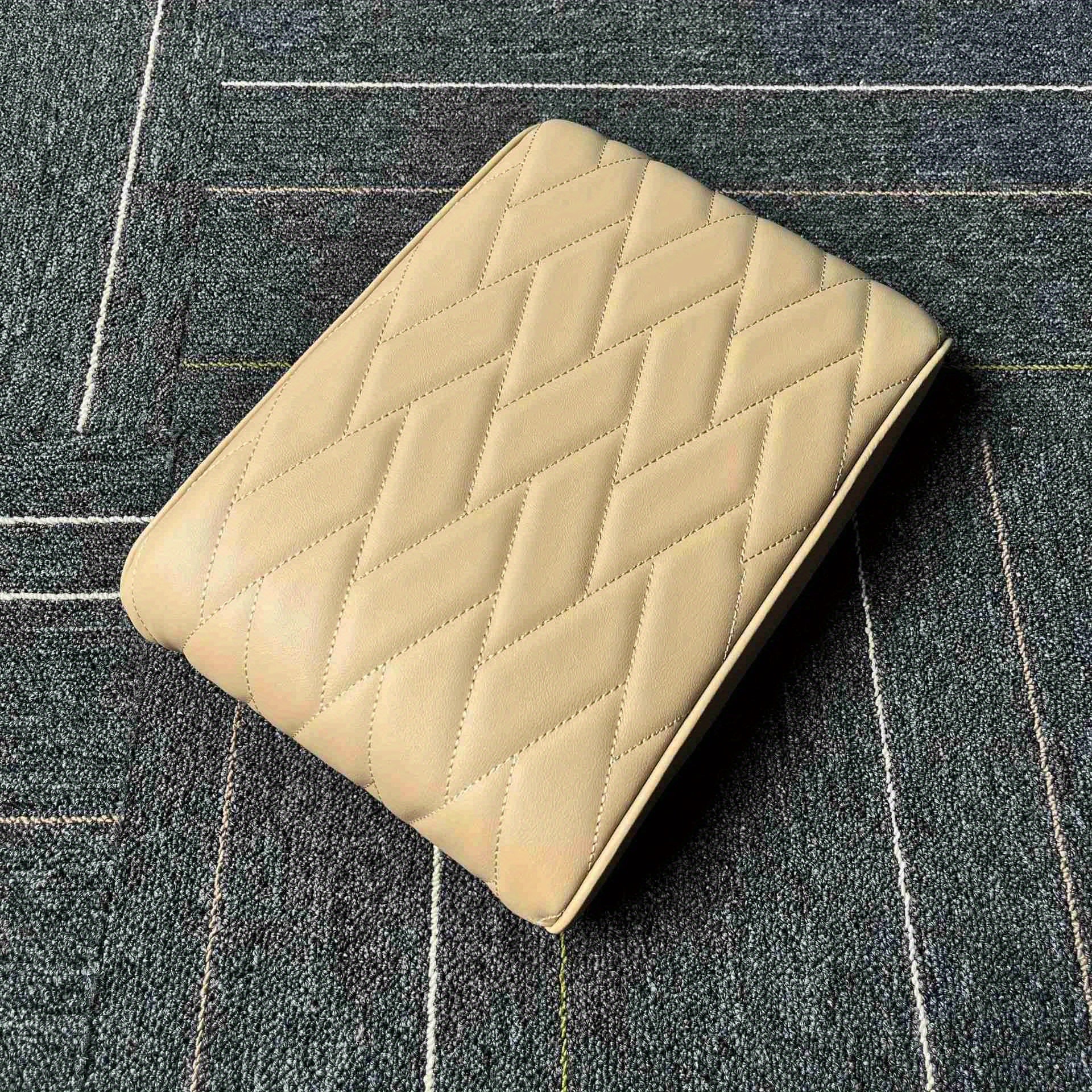 Unisex PU Leather Car Armrest Cushion with Memory Foam Black Quilted