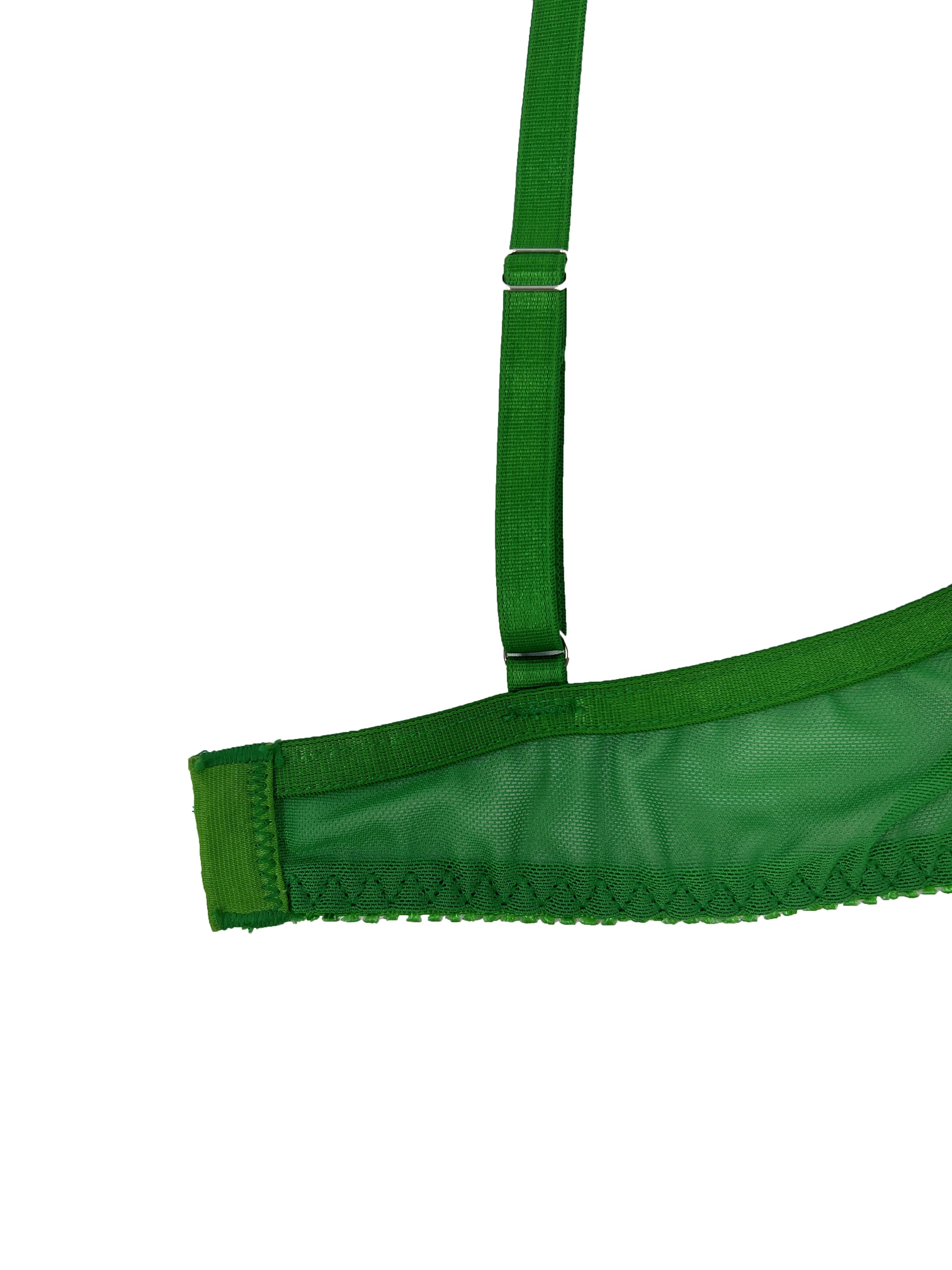 Ayollar uchun ingichka yelka tasmalari bilan sexy ichki kiyim to'plami.