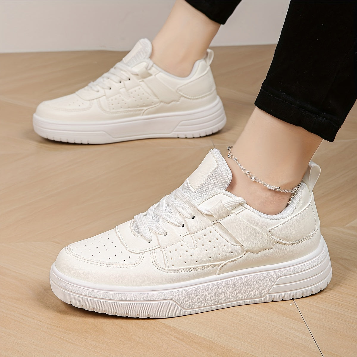 Women's Two-Tone Low-Top Sneakers Soft Breathable Lightweight Casual