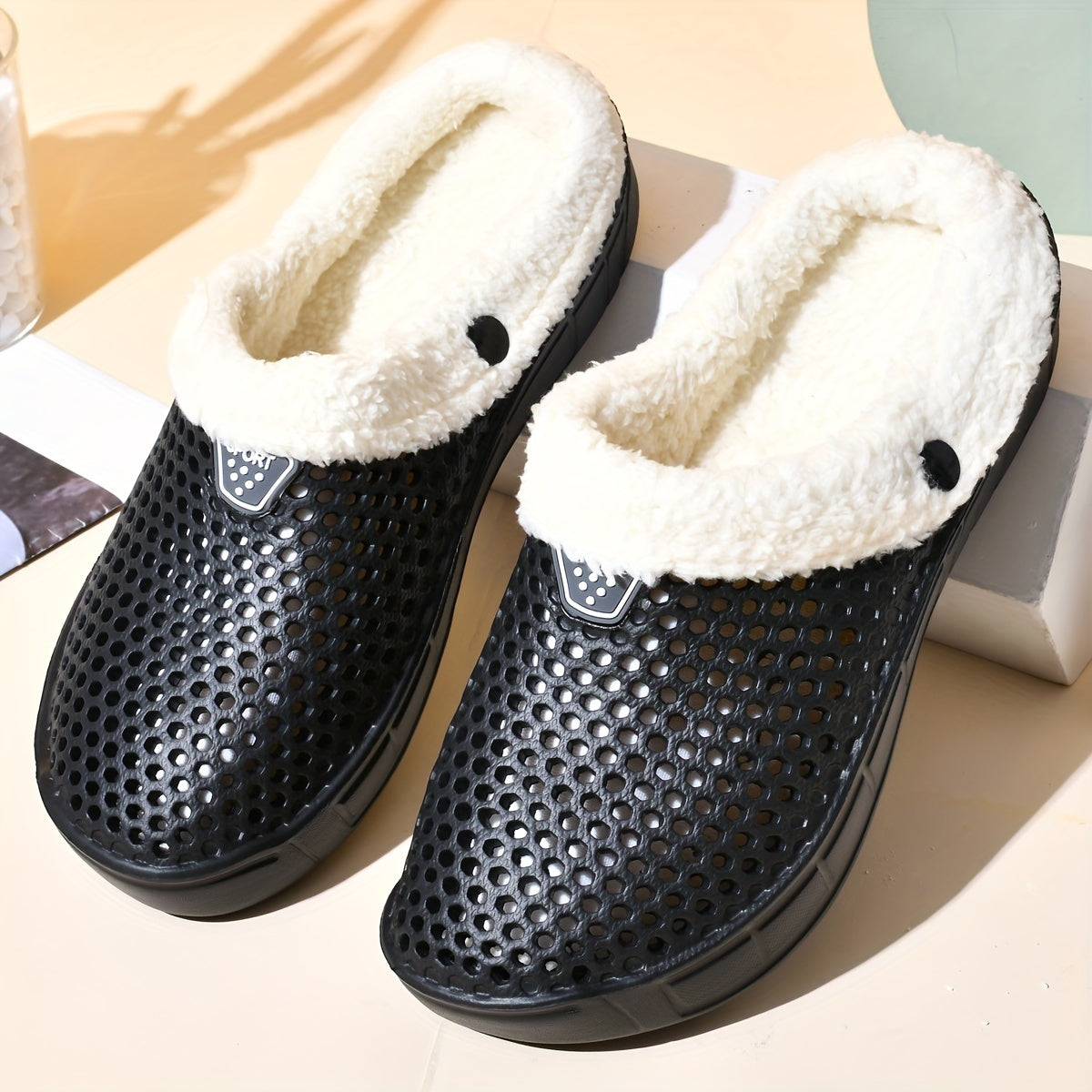 Women's Men's Winter EVA Indoor Outdoor Slippers with Plush Fleece