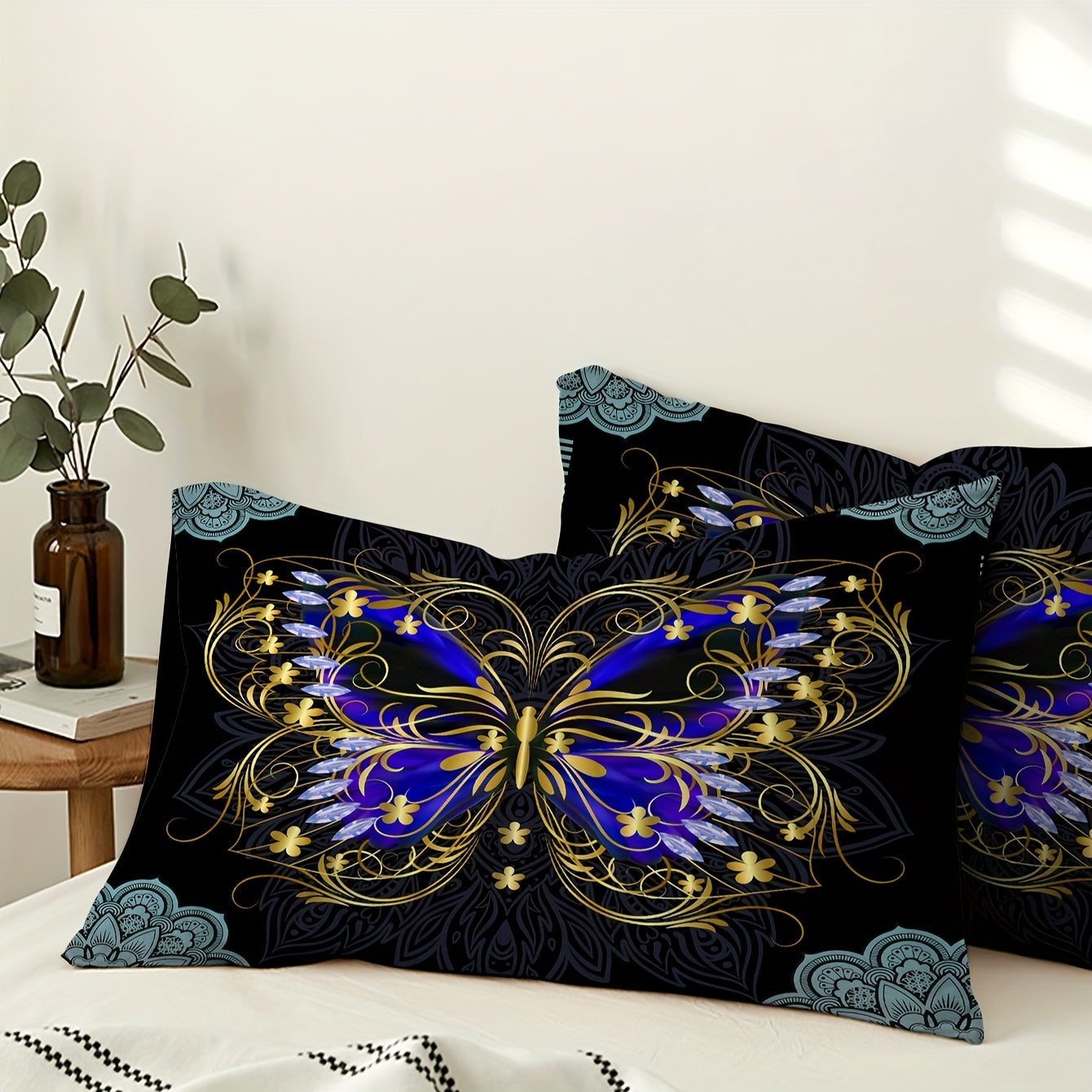 Set of 2 Butterfly Patterned Pillowcases, Soft Breathable Fabric, Bedroom Decor