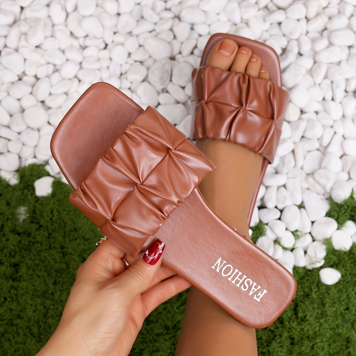 Women's Summer Elegant Slip-On Flats Beige Floral Open Toe Casual Sandals