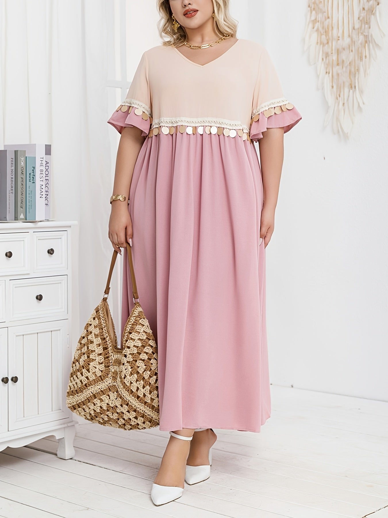 Plus Size Women’s Yellow Maxi Dress with V-Neck and Tassel Details