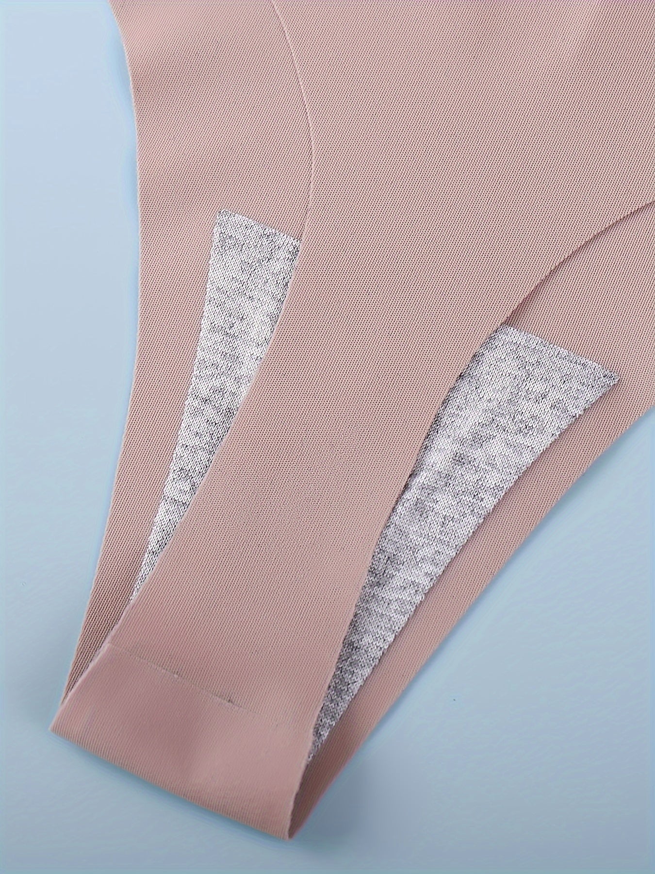 Women’s Seamless Thongs Low-Rise Breathable Lingerie Pack of 5