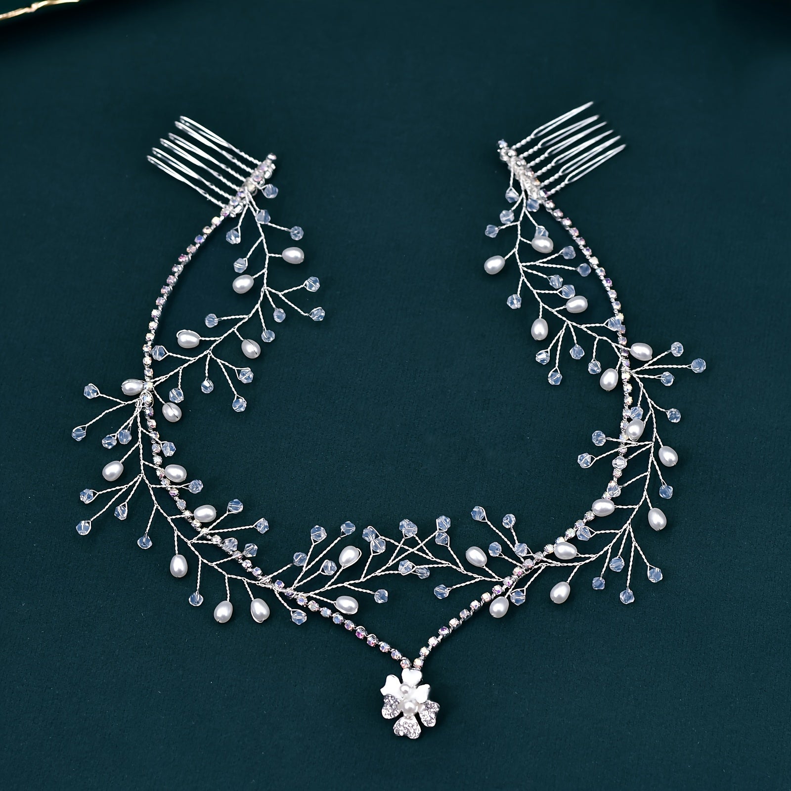 Beaded Hair Comb for Women with Rhinestone Pendant and Alloy Chain Bridal Hair Accessory