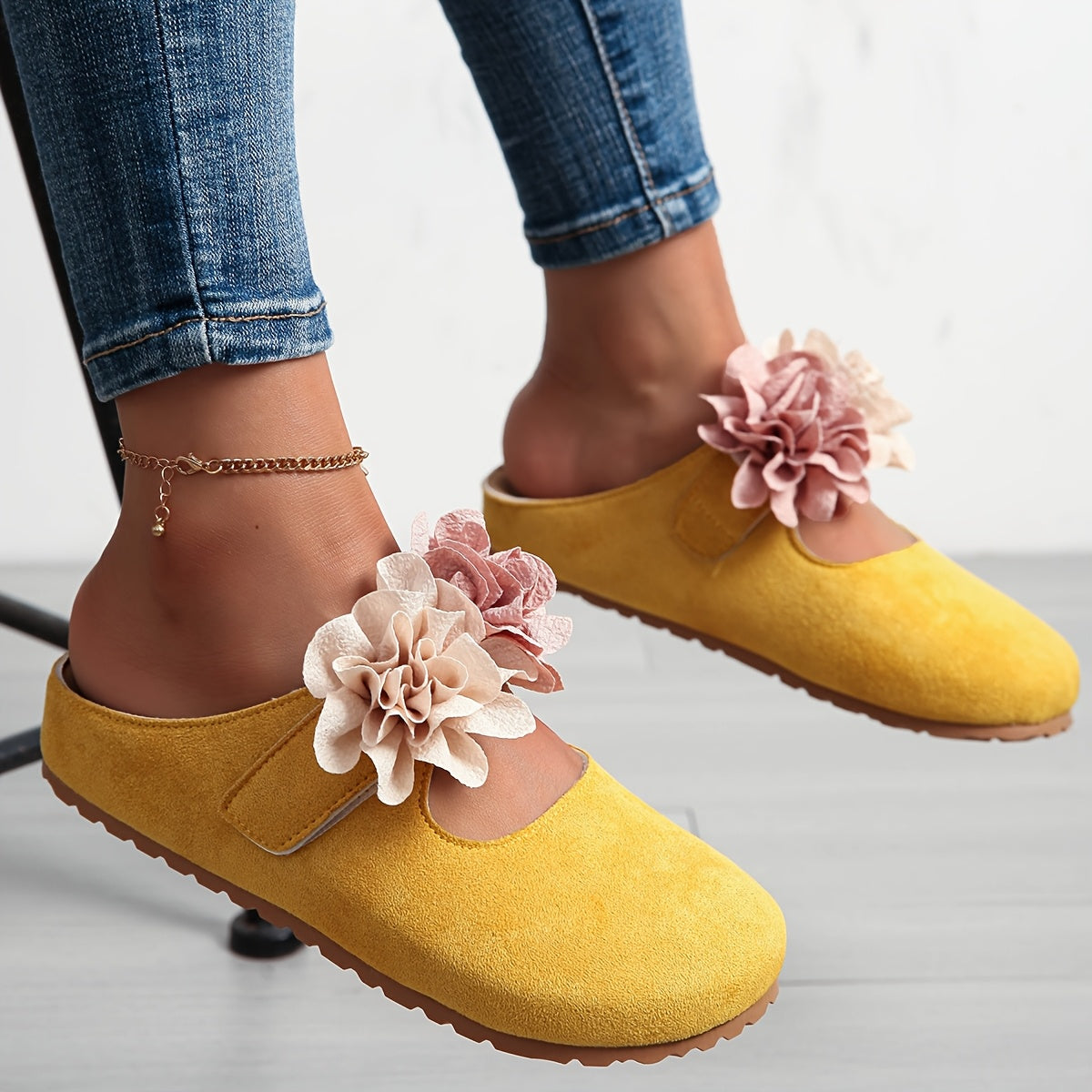 Women's Slip-On Floral Shoes Cushioned EVA Sole Pastel Pink Yellow Beige Brown