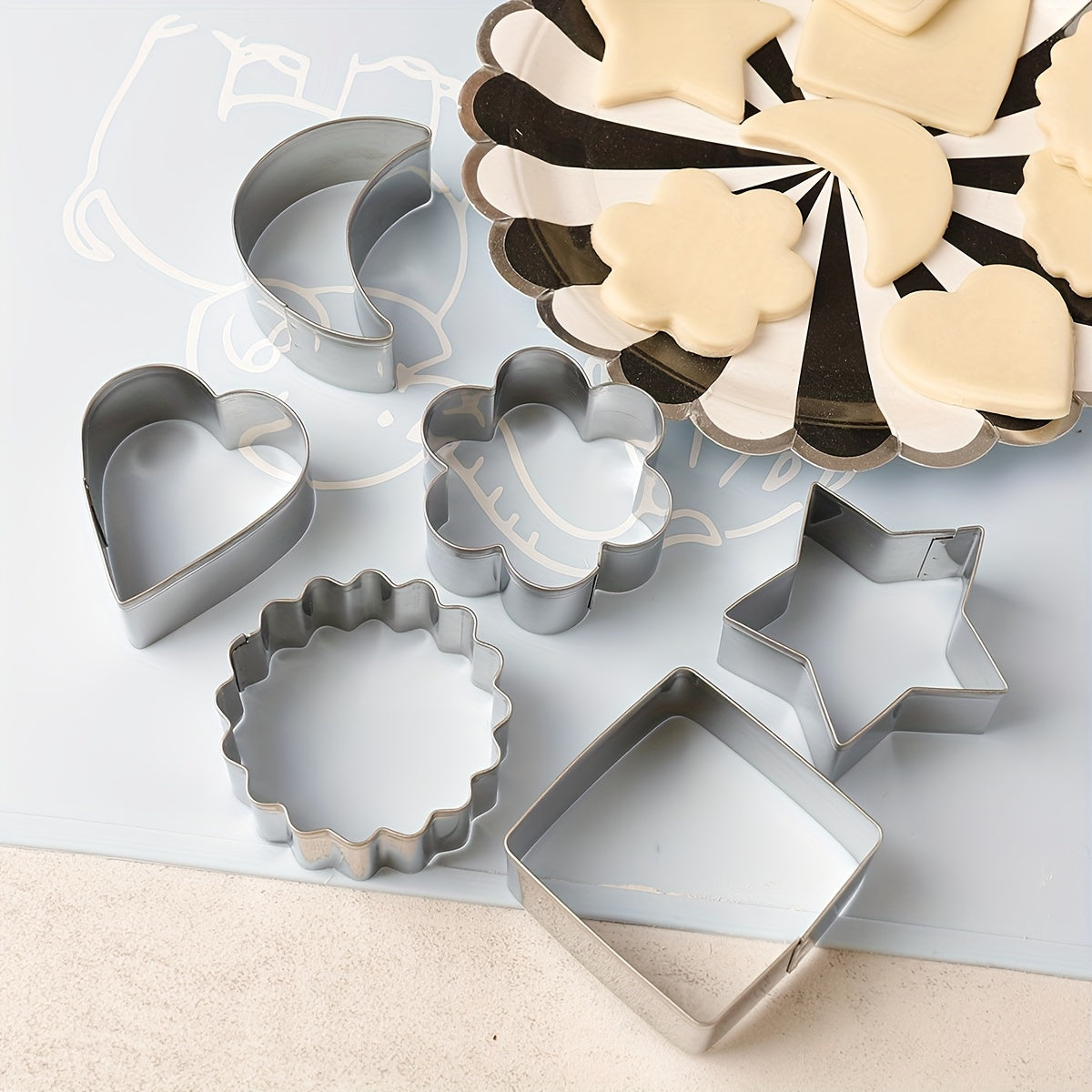 Set of 6 Stainless Steel Geometric Cookie Cutters for Baking Biscuits and Pastries
