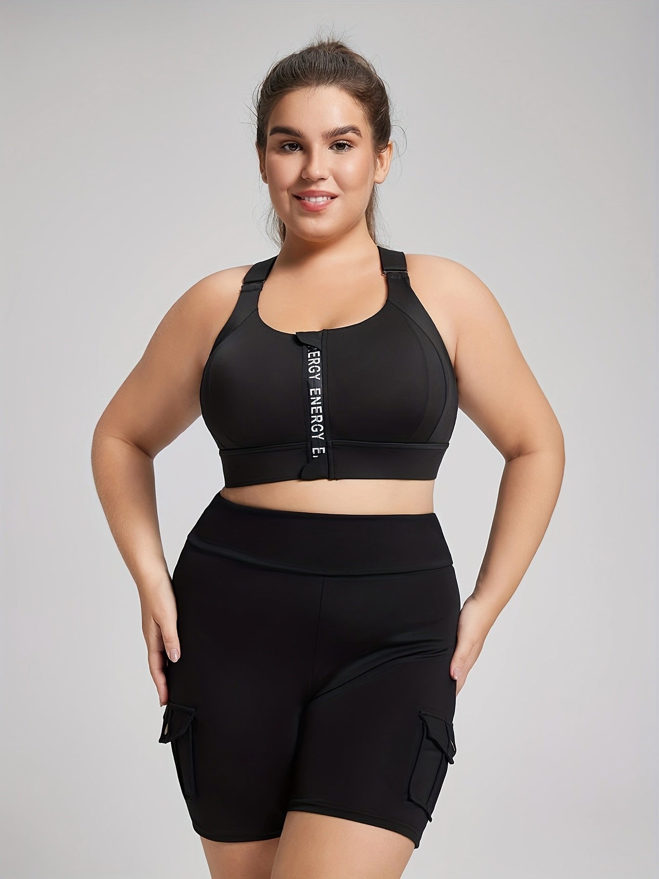 Plus Size High-Impact Sports Bra with Zipper Cross-Back Molded Cups