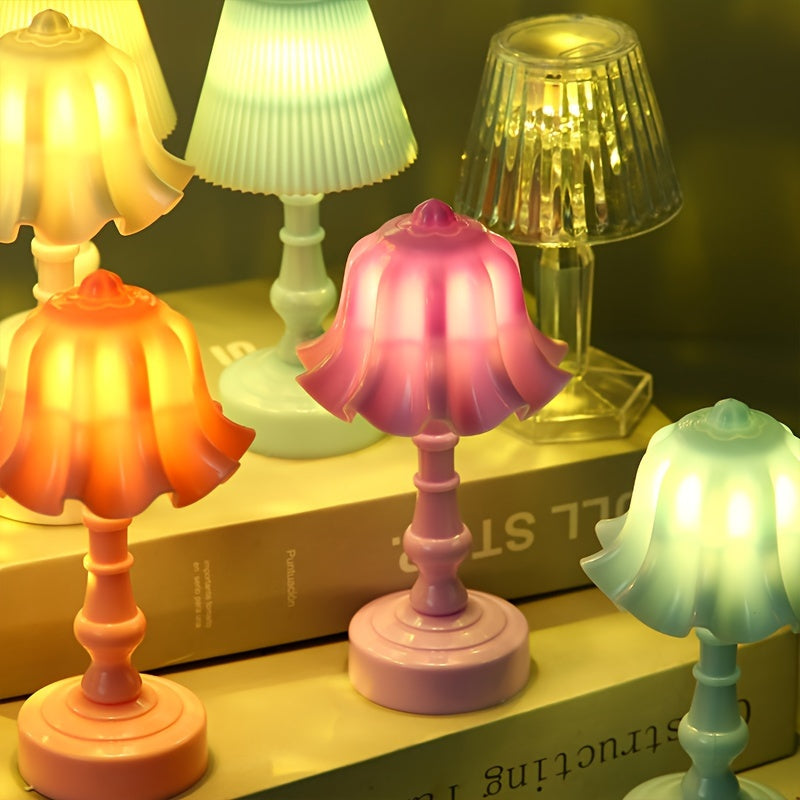 Mini LED stol lampasi, yotoqxona va ish stoli uchun ideal, uy bezaklari, noyob sovg'a, mehmonxona xonasi bezaklari, Rojdestvo va Halloween partiyalari bezaklari, plastik, tugma batareyalar kiritilgan, Brend: Cheng Rong