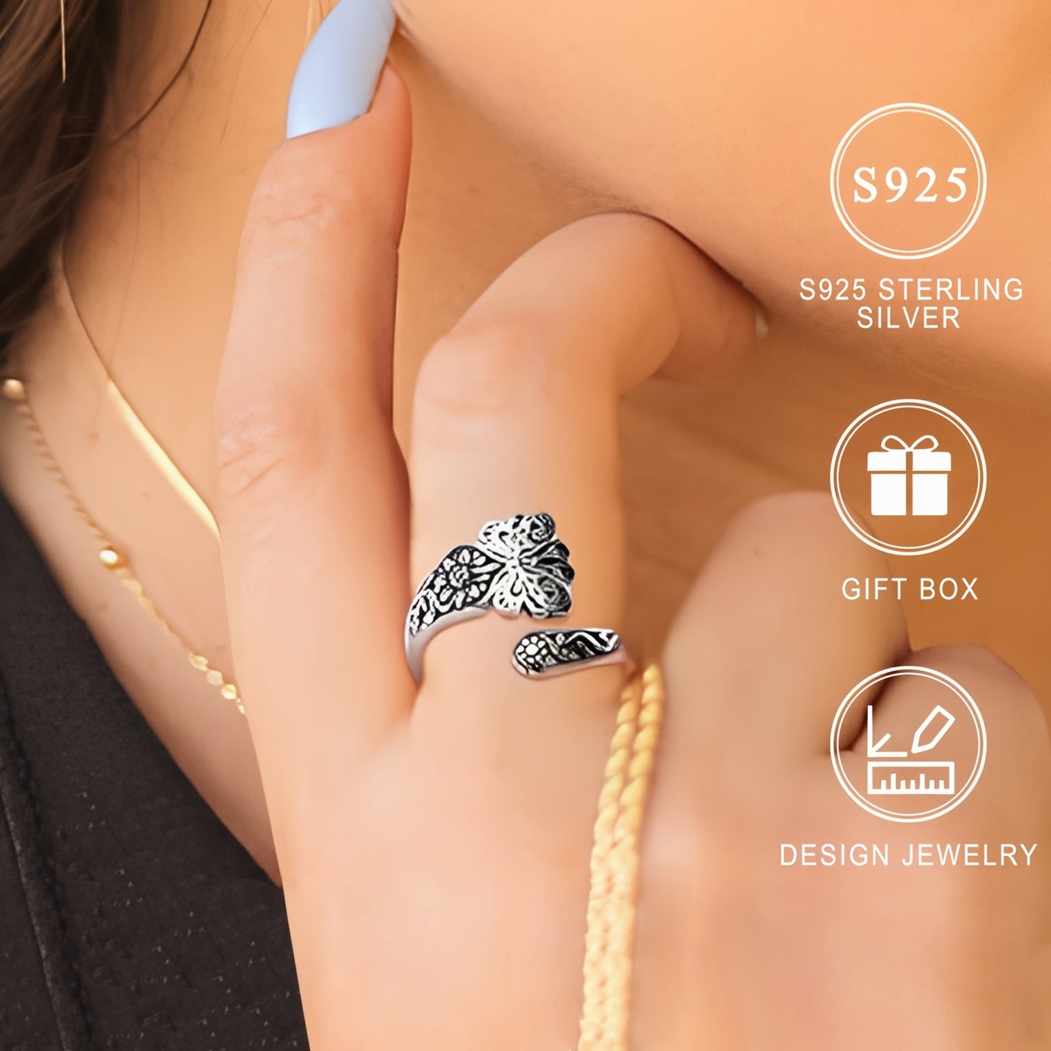 Anillo tallado en forma de mariposa y flor de plata de ley con baño de oro de 18k para mujer