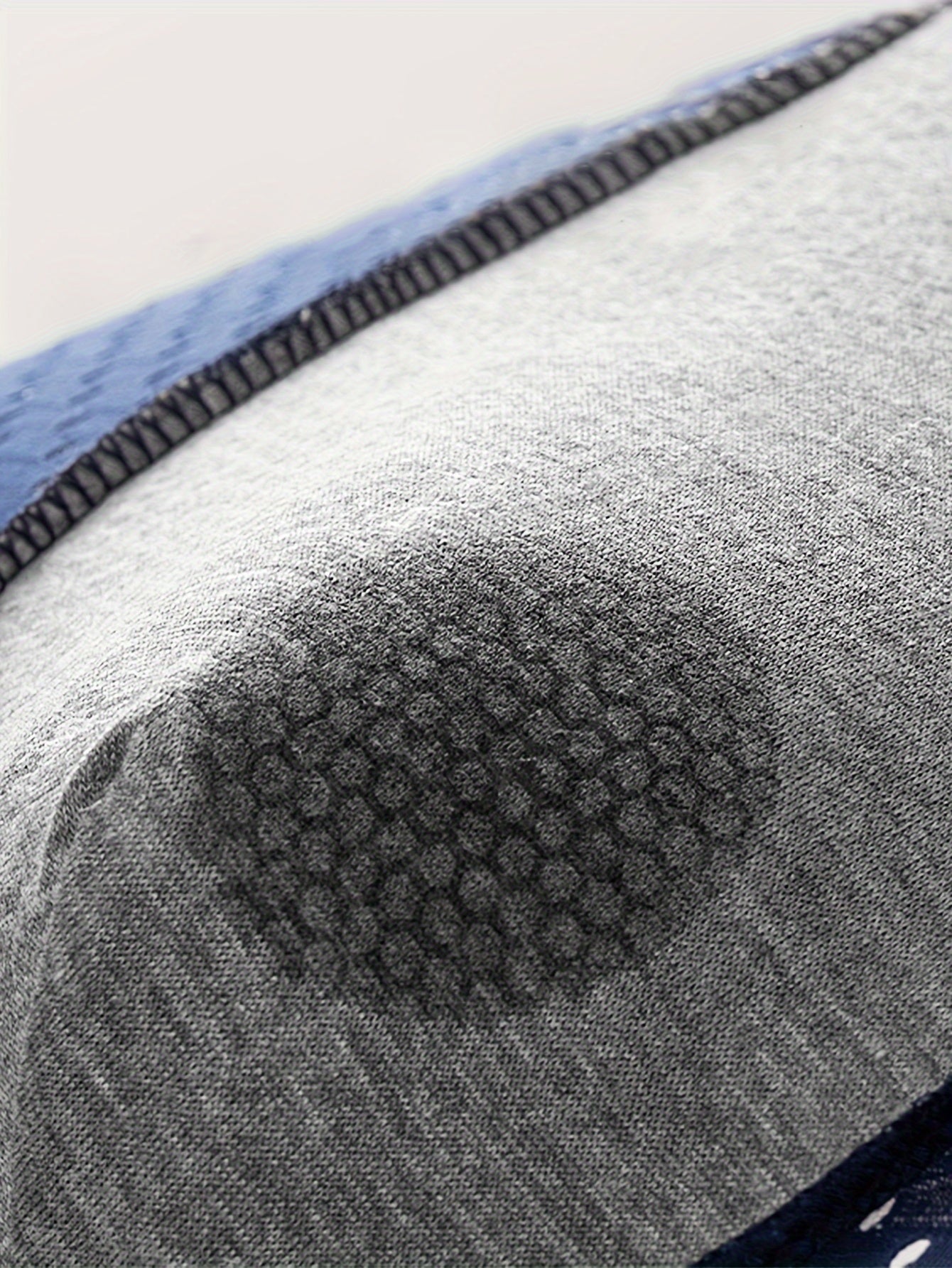 Set de 4 bóxers de malla transpirable para hombre, de color sólido semi-translúcido, con alto contenido de elastano en poliéster