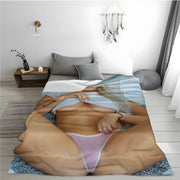 Soft Knitted Polyester Flannel Throw Blanket for Living Room Bedroom and Outdoor Use