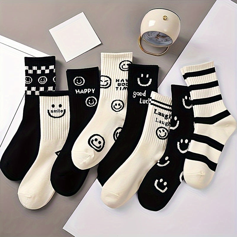 Women’s Vintage Style Mid Tube Socks 8 Pairs Knee-High Smiling Face Print