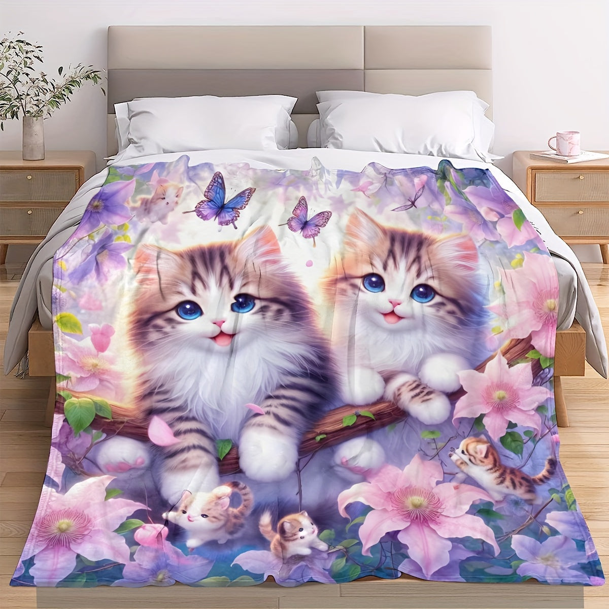 Cozy Plush Throw Blanket with Cat Print Flannel Polyester All-Season Home Decor