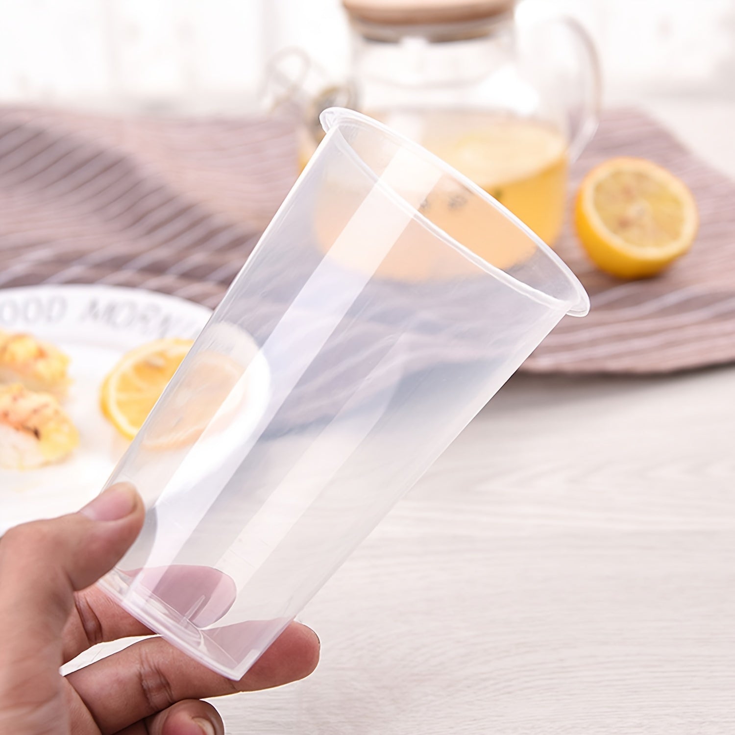 Frosted Plastic Cups with Lids 600ml 500ml 360ml Dishwasher Safe Eco-Friendly