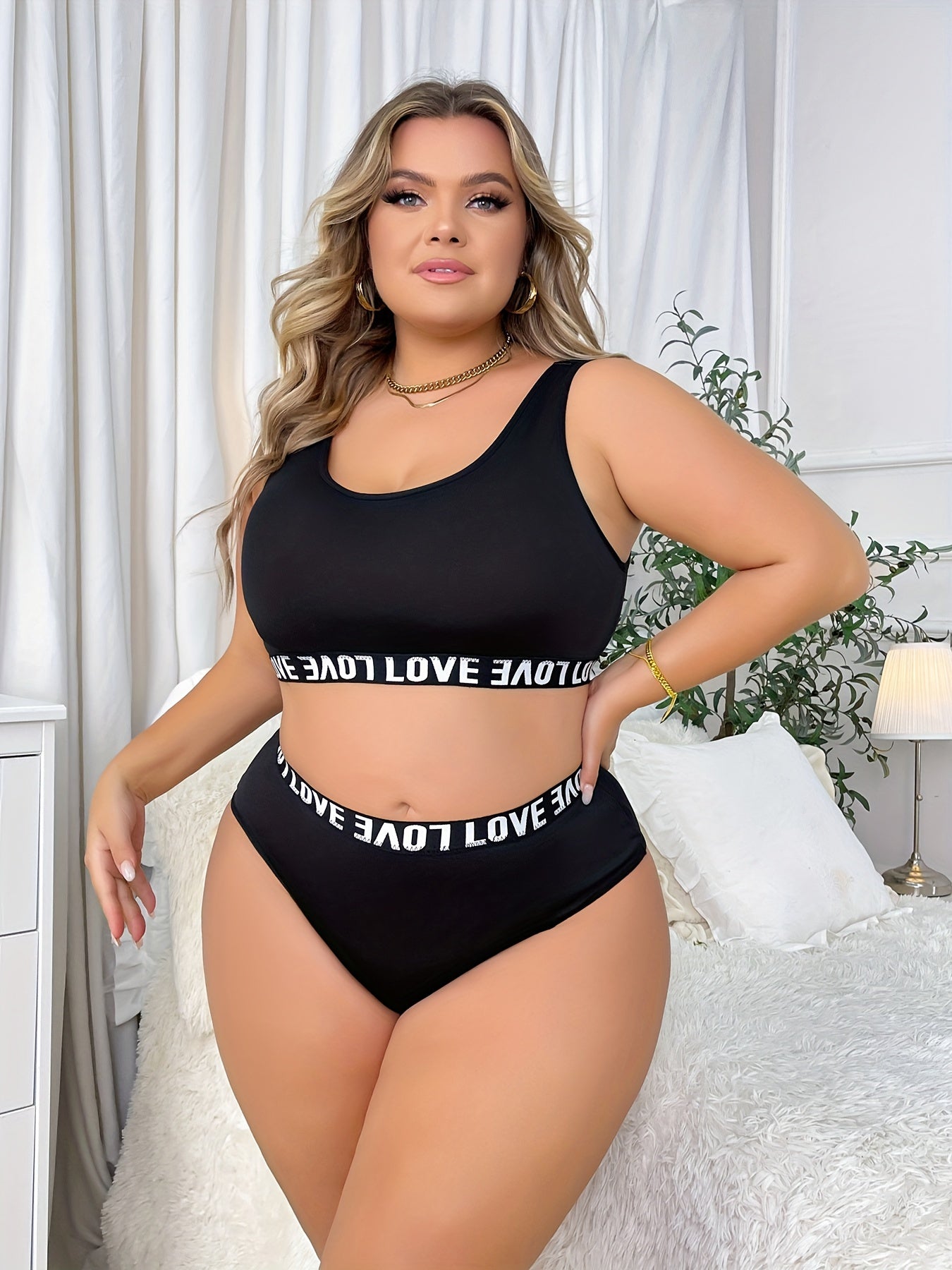 Women's Plus Size Seamless Lingerie Set with Contrast Letter Tape Polyester