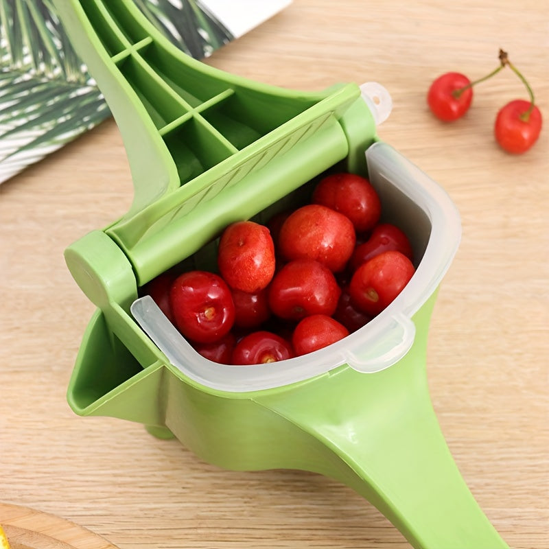 Manual Citrus Juicer Plastic Handheld Fruit Extractor for Lemons