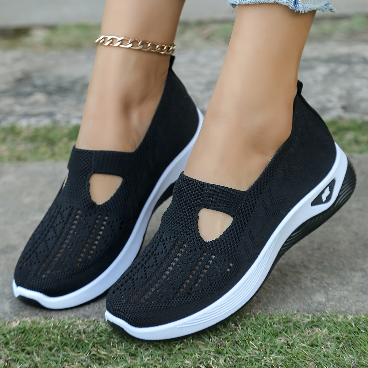 Women’s Breathable Knit Slip-On Flats Casual Walking Shoes White Black Sole