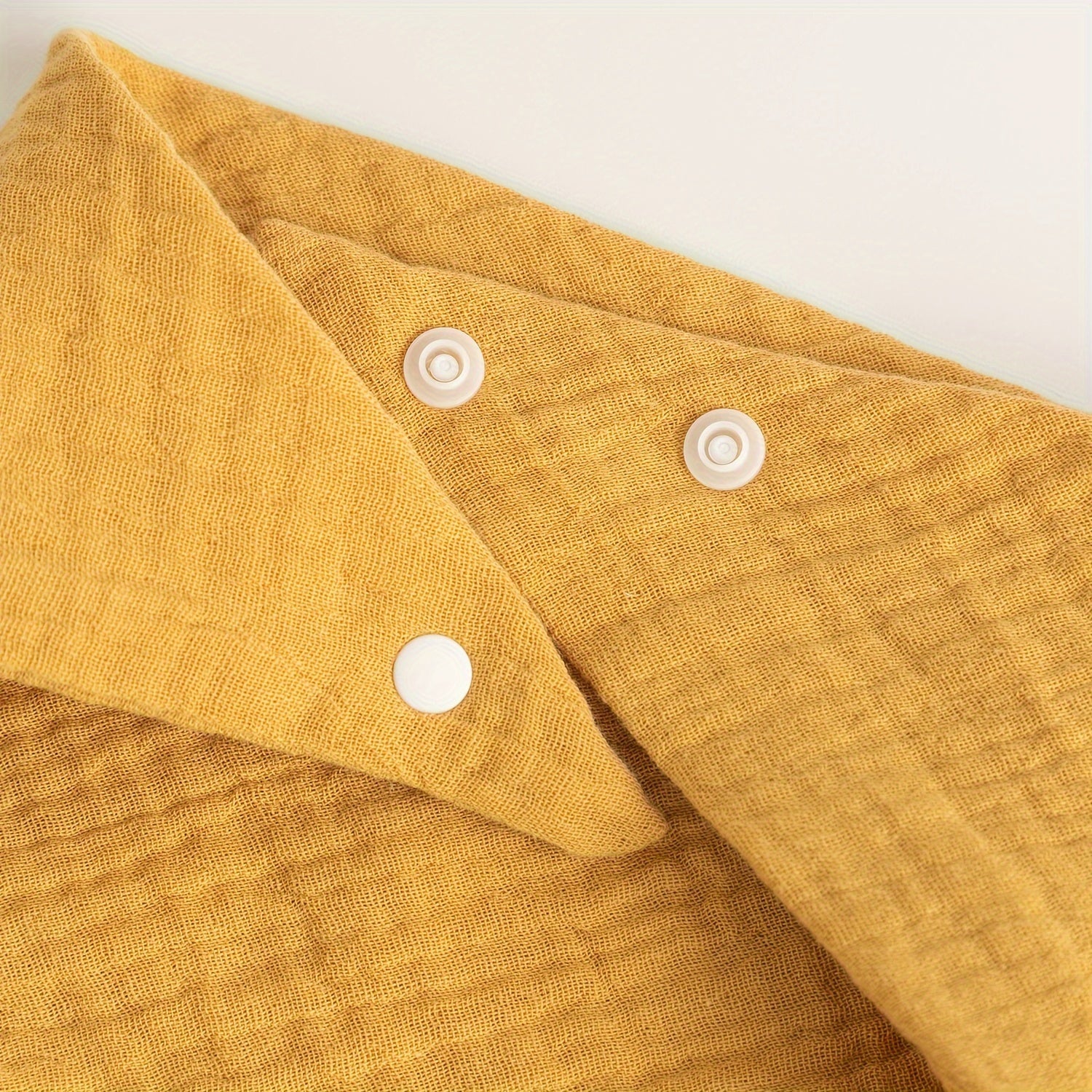 Juego de 10 baberos de muselina para niños, toallas absorbentes en forma de triángulo con cierre de botón