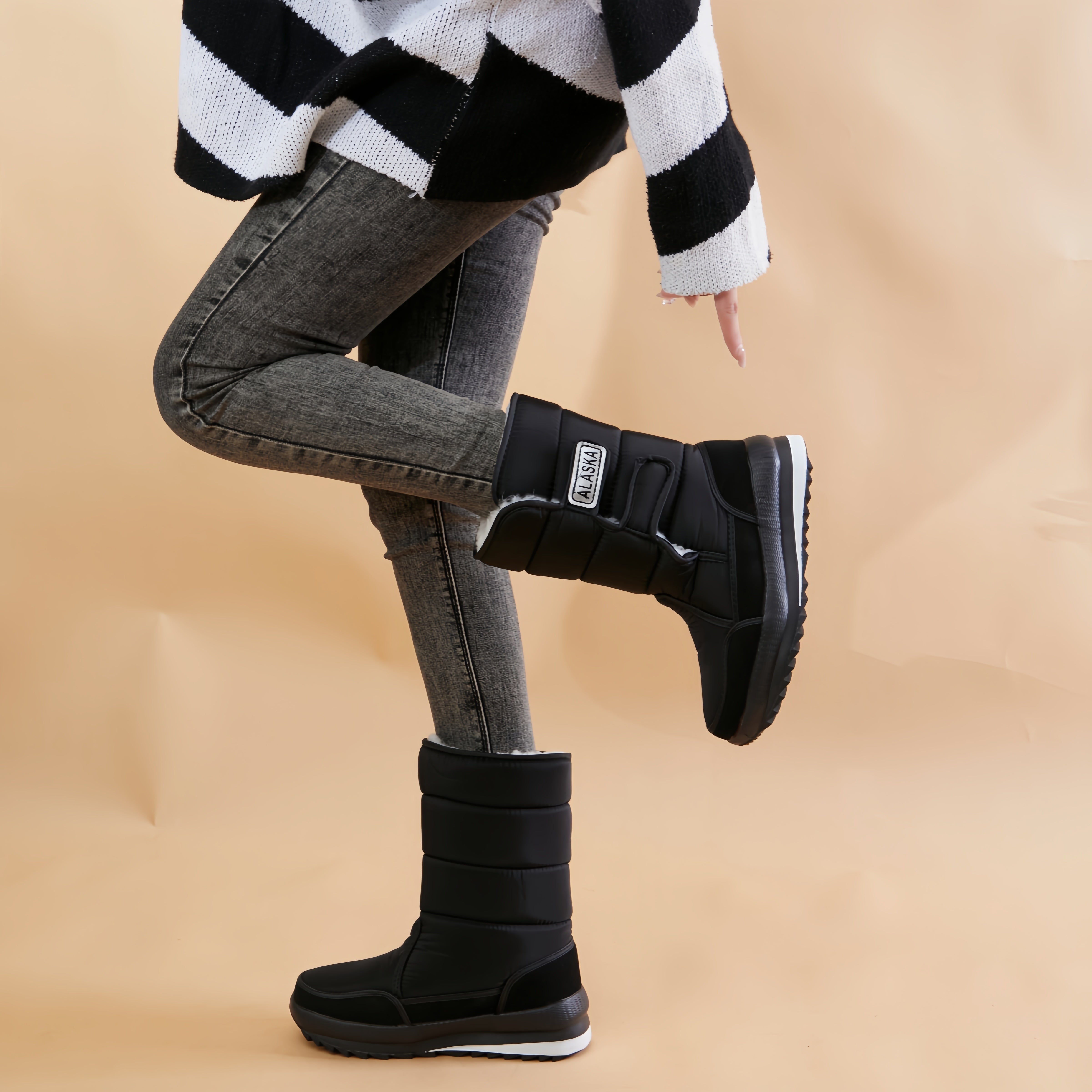 Женские зимние сапоги до середины икры с флисовой подкладкой и противоскользящей толстой подошвой