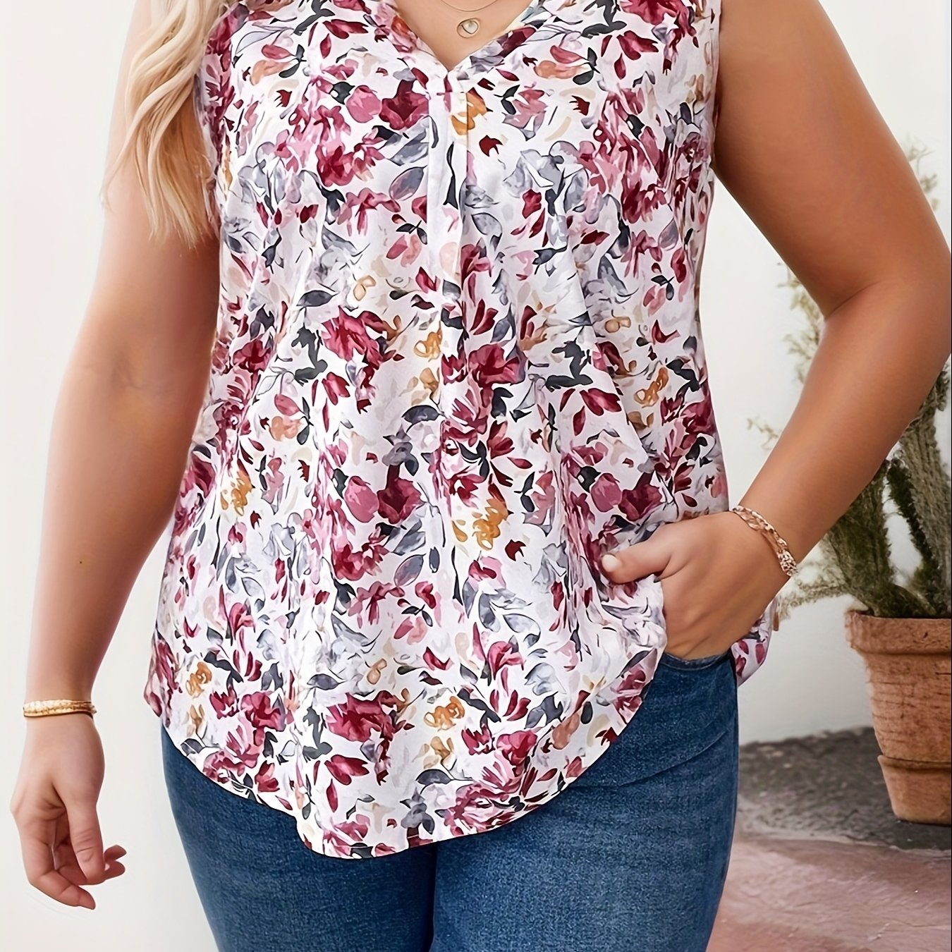 Ayollar uchun katta o'lchamli gullik bosma V-yengsiz tank top, yozgi kundalik, pushti, qizil, yashil