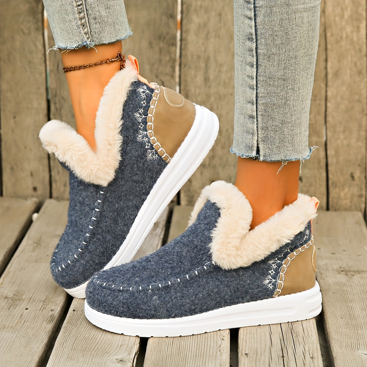 Women's Plush-Lined Ankle Boots Warm Faux Furry Casual Slip-On Shoes