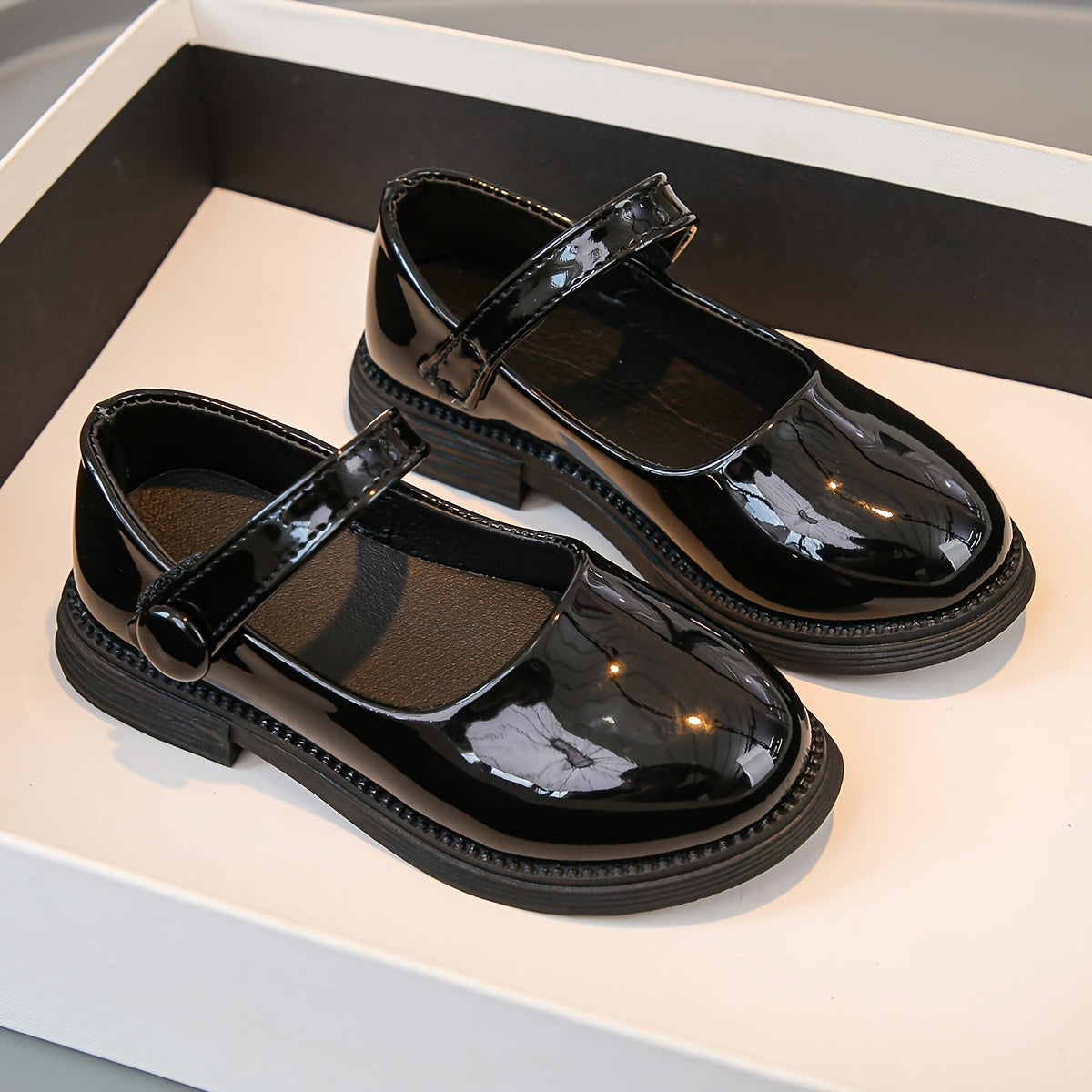 Детские туфли Mary Janes из искусственной кожи однотонного цвета на плоской подошве с застежкой-липучкой