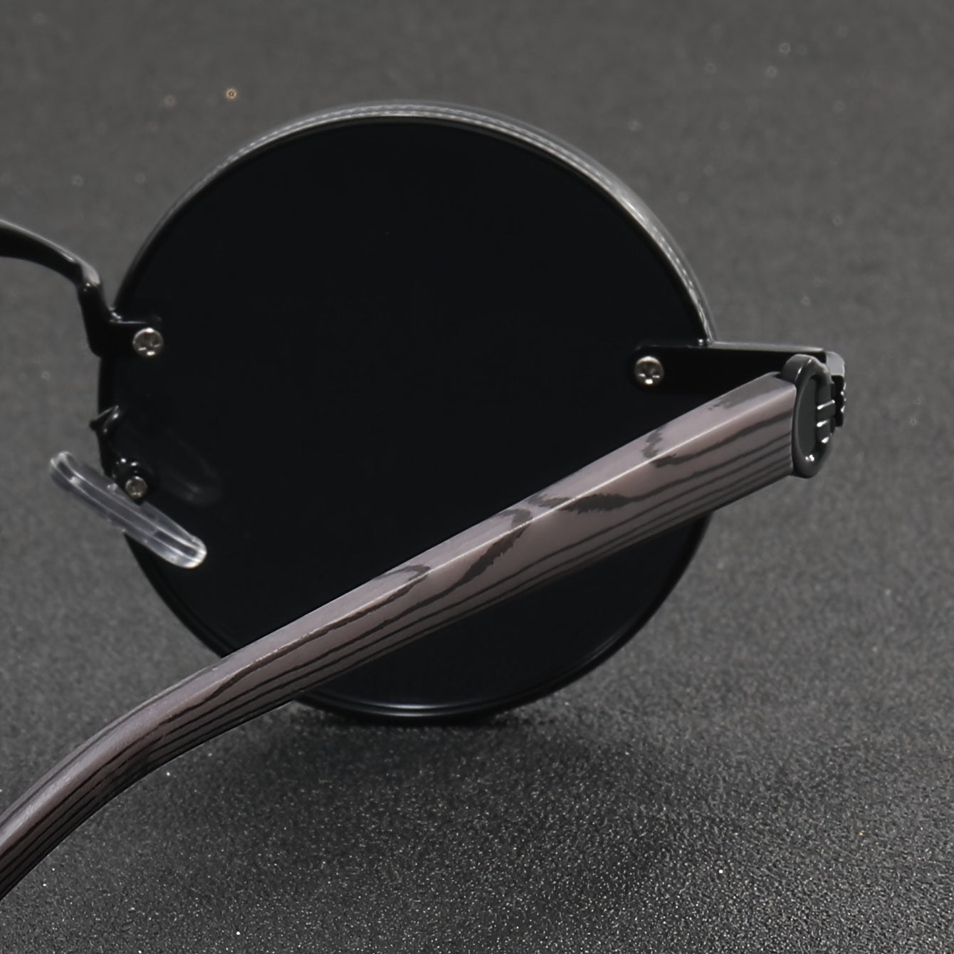 Vintage Round Metal Frame Glasses with Wooden Texture for Men and Women