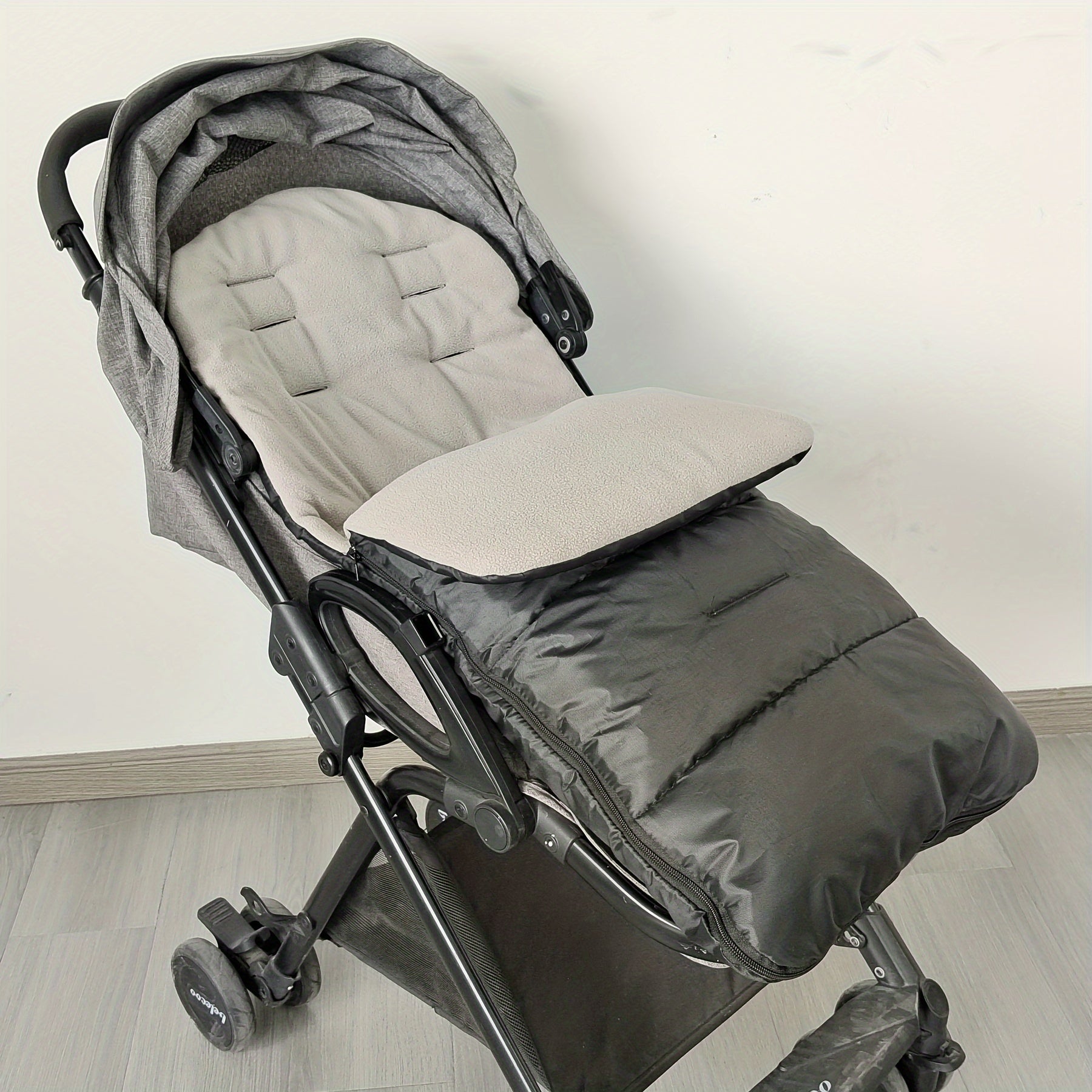 Insulating Stroller Foot Cover for Kids Polyester Outdoor Use
