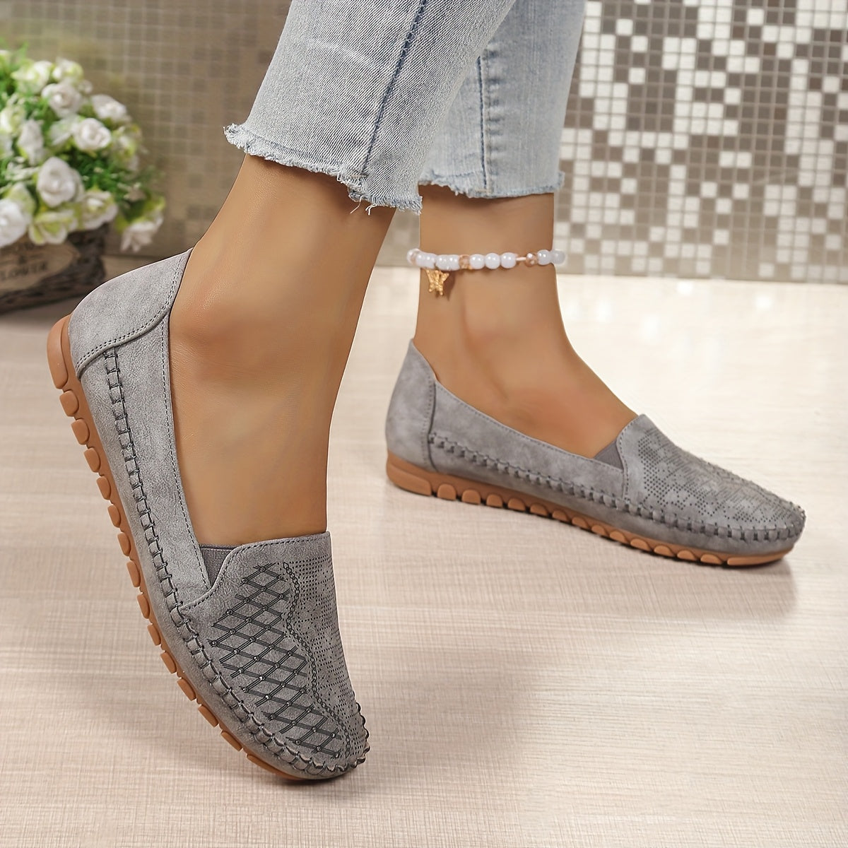 Women's Faux Cover Slip-On Flat Shoes with Embroidery All-Season Casual