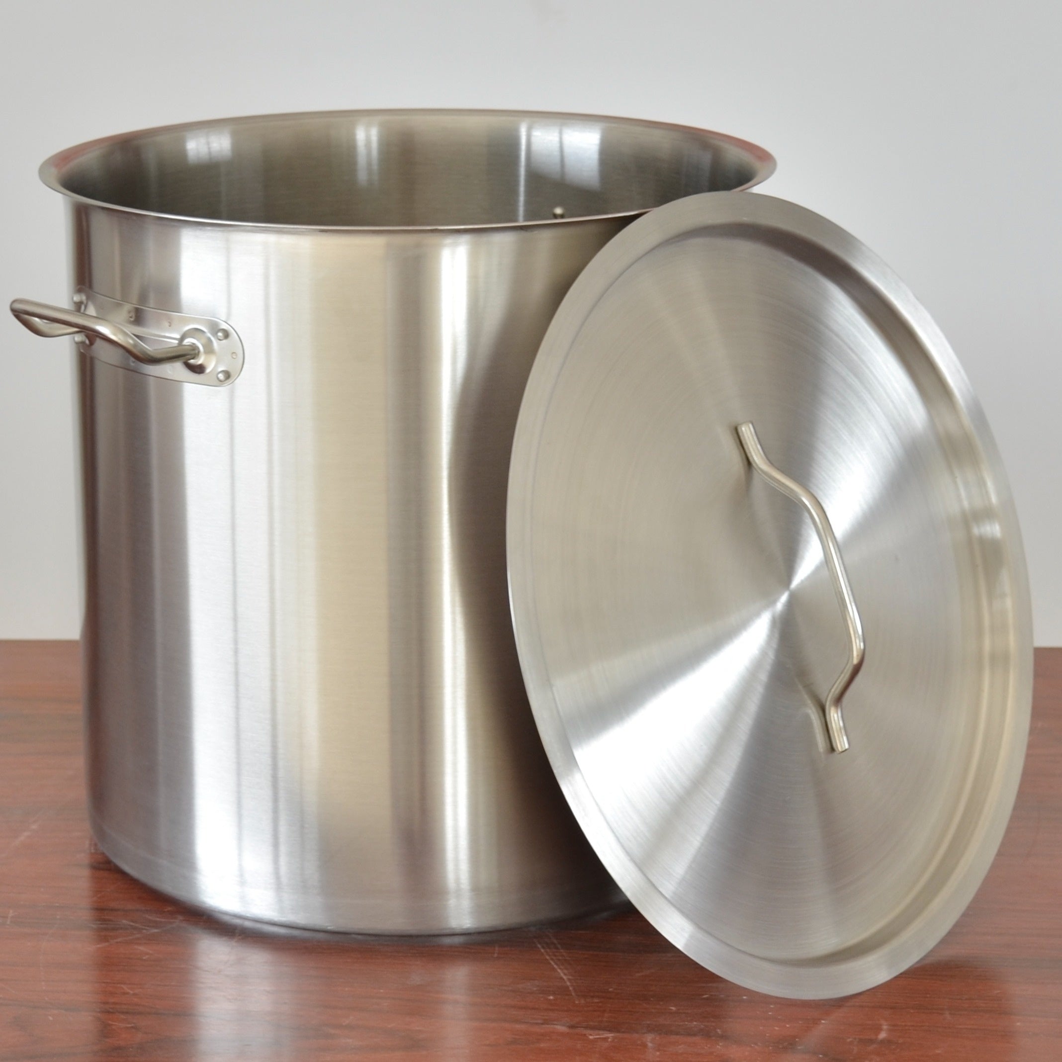 Stainless Steel Bucket 30cm Diameter, Large Soup Capacity, Kitchen Canteen Use