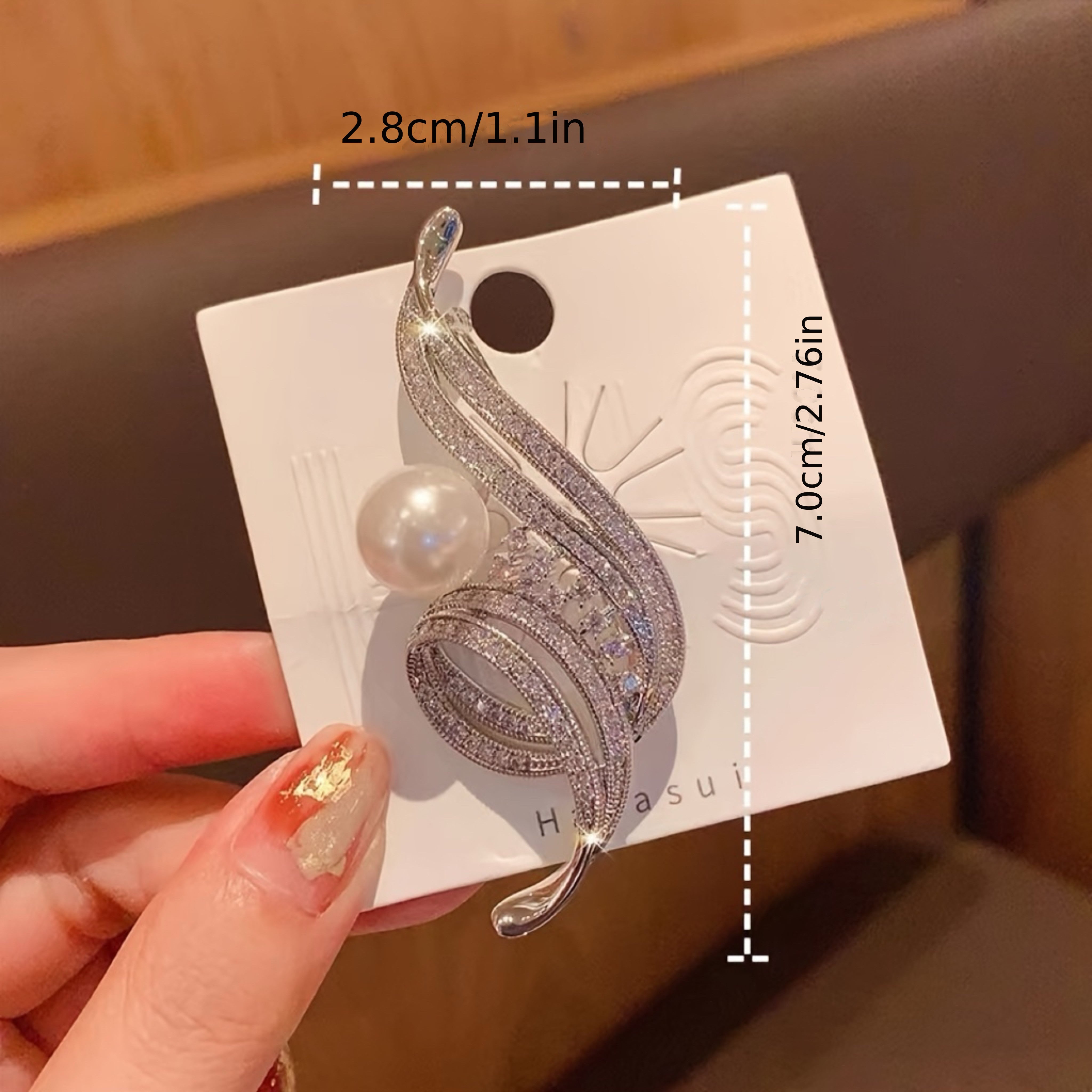 Elegant Alloy Brooch for Suit and Dress Embellishments with Rhinestones and Pearl Accent