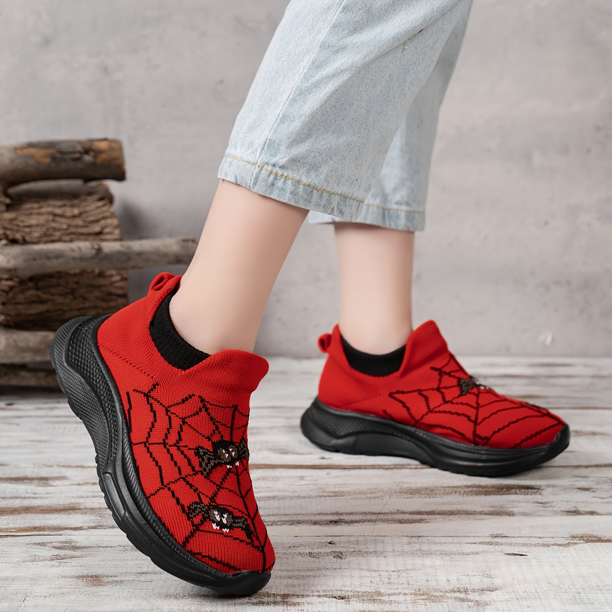 O'g'il va qizlar uchun to'rg'ay mavzusidagi slip-on krossovkalar - nafas oladigan, sirpanmaydigan, yoshlar uchun qulay tasodifiy poyabzal.